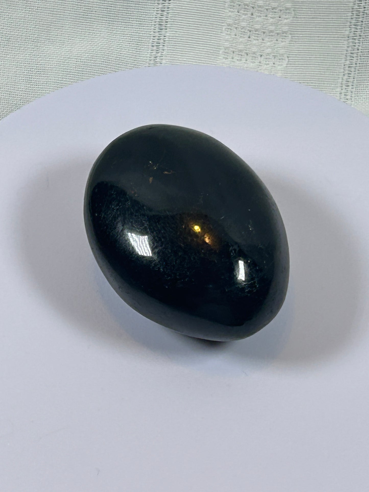 (#100) - BLACK TOURMALINE PALM STONE POLISHED - NEW