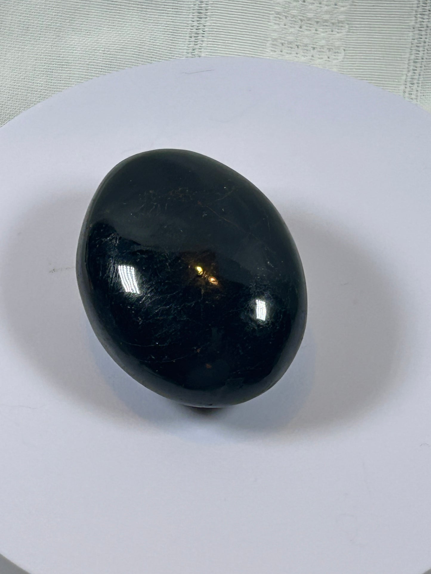 (#100) - BLACK TOURMALINE PALM STONE POLISHED - NEW
