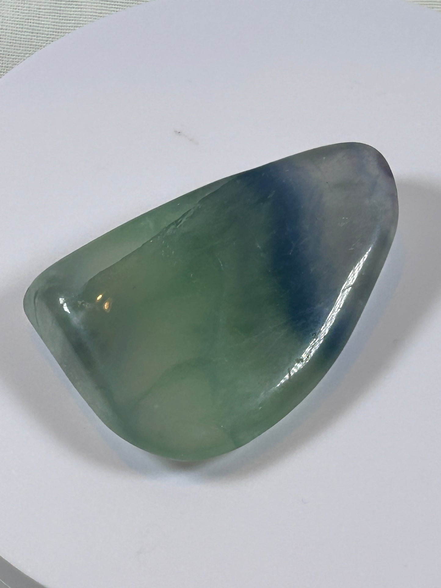 (#101) - FLUORITE PALM STONE FREE FORM POLISHED - NEW