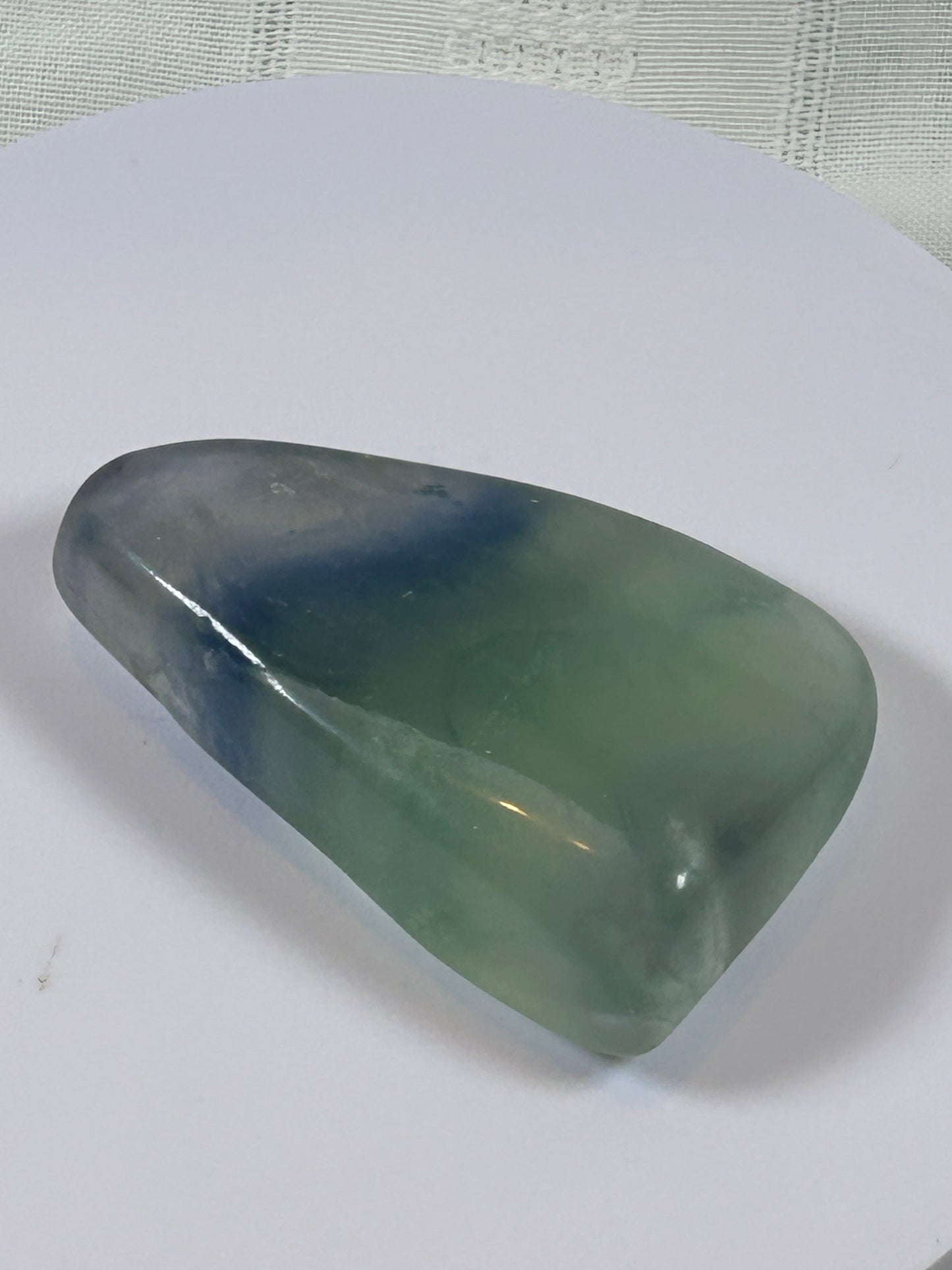 (#101) - FLUORITE PALM STONE FREE FORM POLISHED - NEW