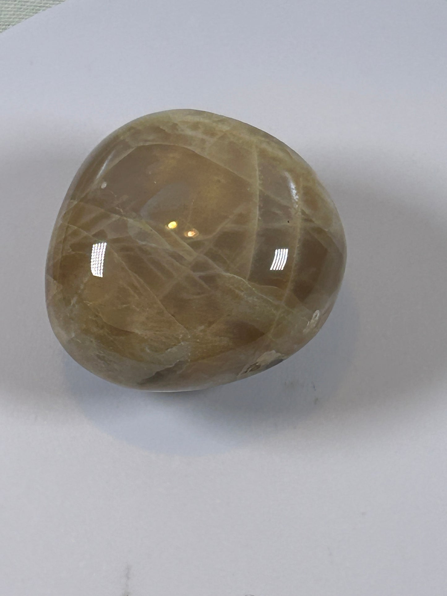 (#104) - PEACH MOONSTONE PALM STONE POLISHED - NEW