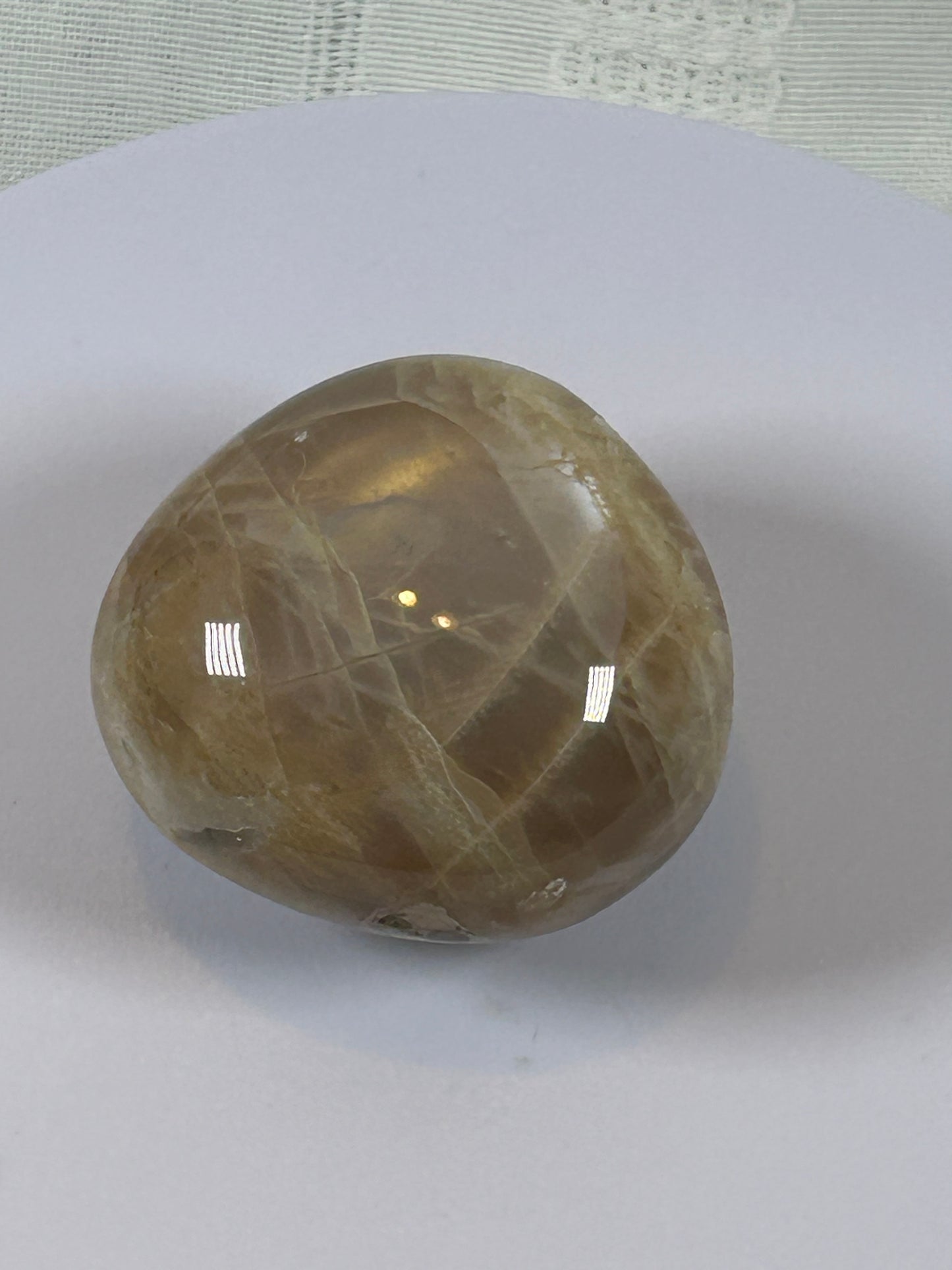 (#104) - PEACH MOONSTONE PALM STONE POLISHED - NEW