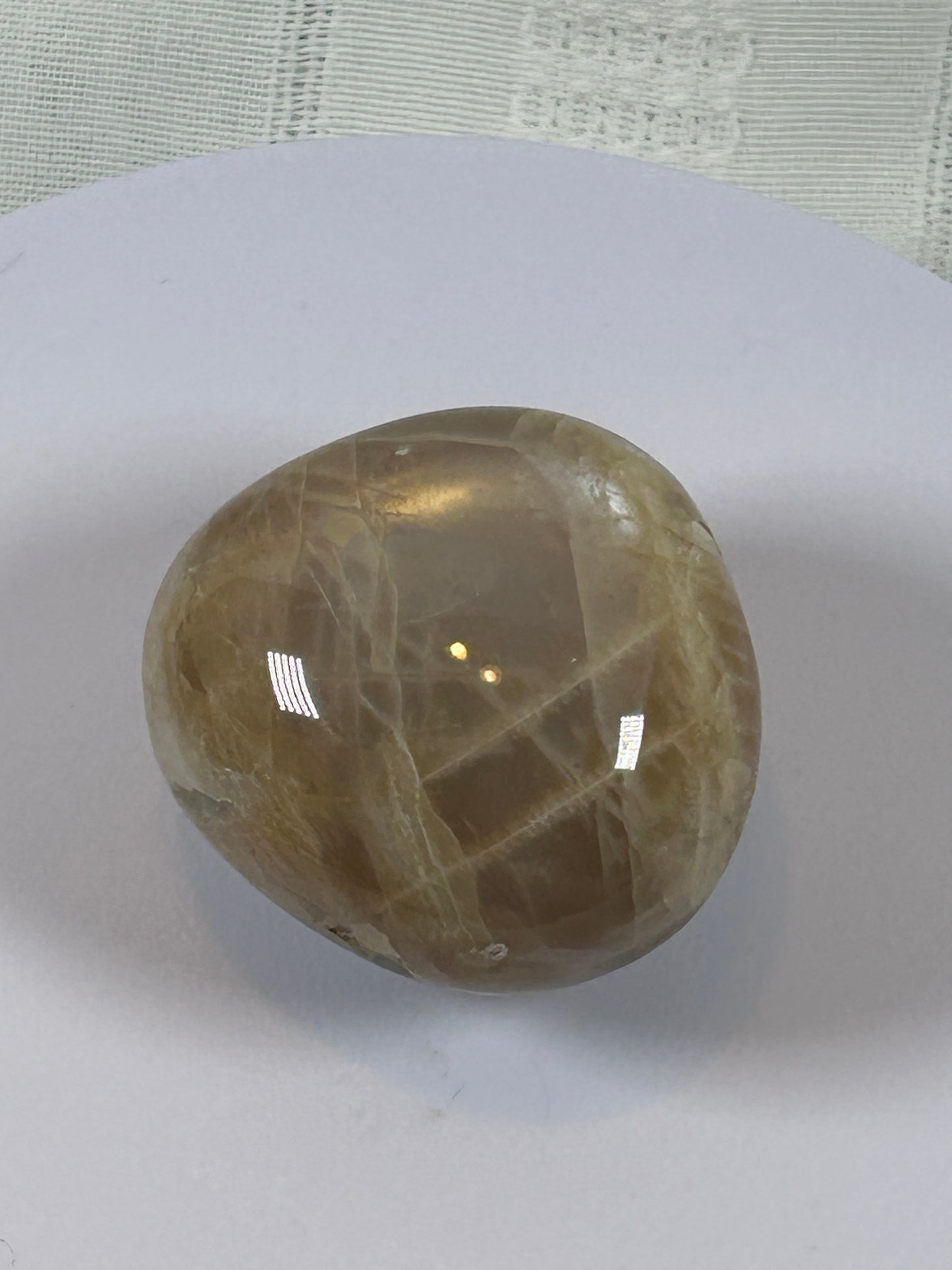 (#104) - PEACH MOONSTONE PALM STONE POLISHED - NEW