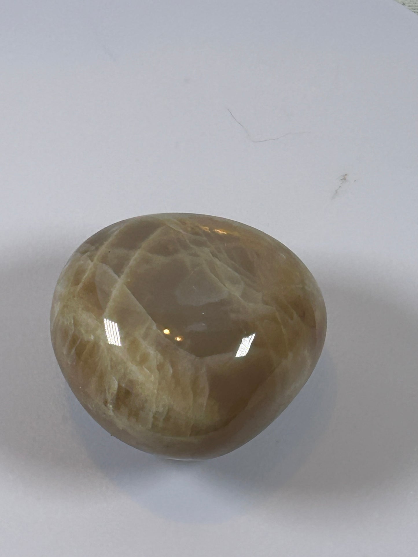 (#104) - PEACH MOONSTONE PALM STONE POLISHED - NEW