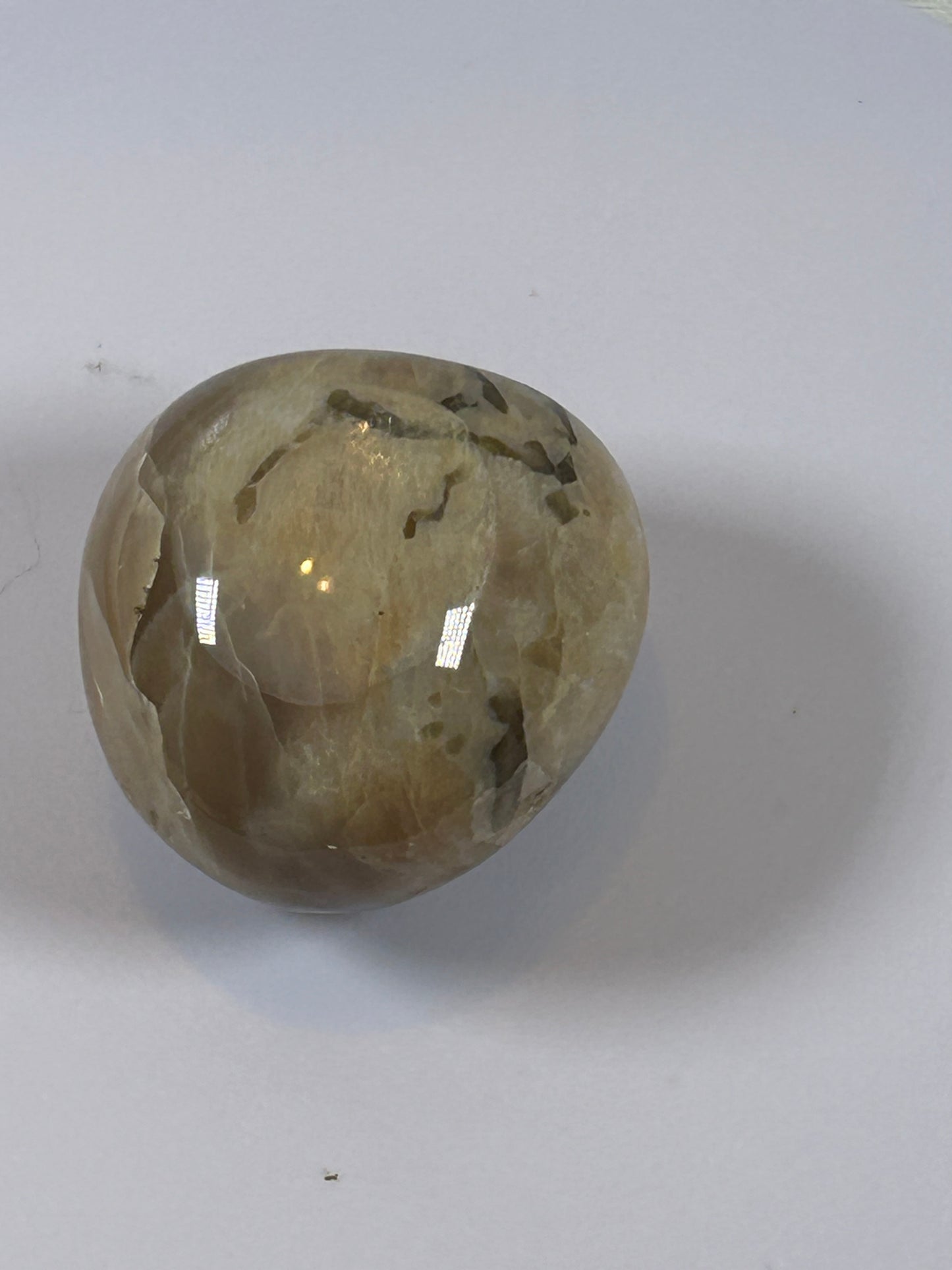 (#104) - PEACH MOONSTONE PALM STONE POLISHED - NEW