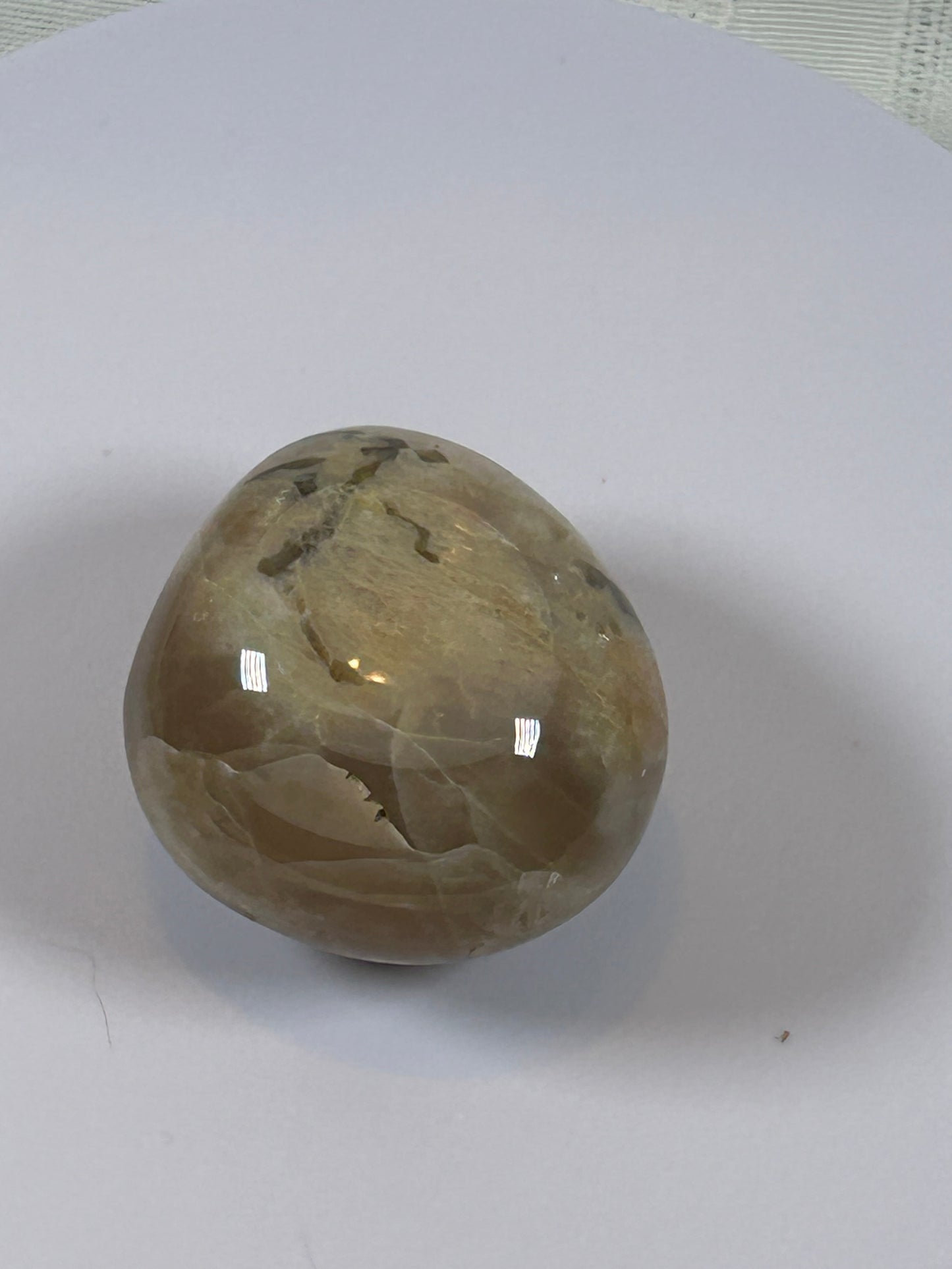 (#104) - PEACH MOONSTONE PALM STONE POLISHED - NEW