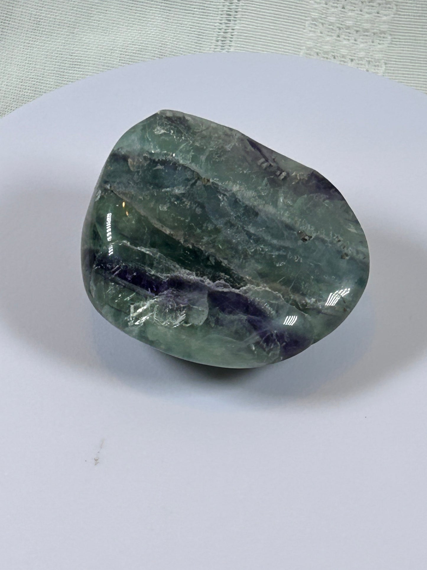 (#107) - FLUORITE PALM STONE POLISHED - NEW