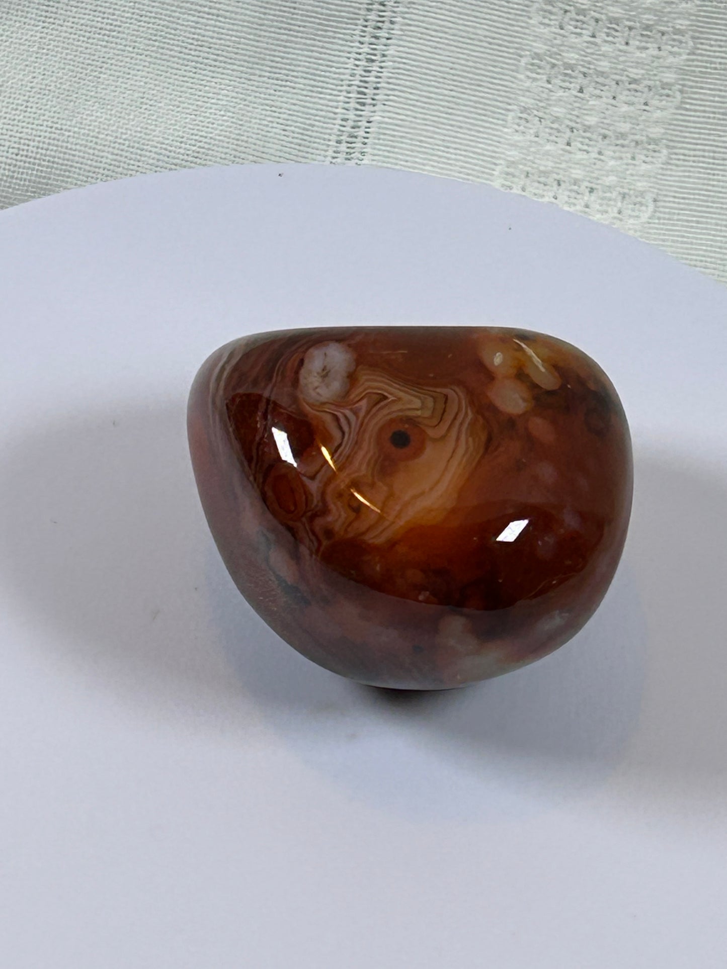 (#112) - CARNELIAN AGATE PALM STONE POLISHED - NEW