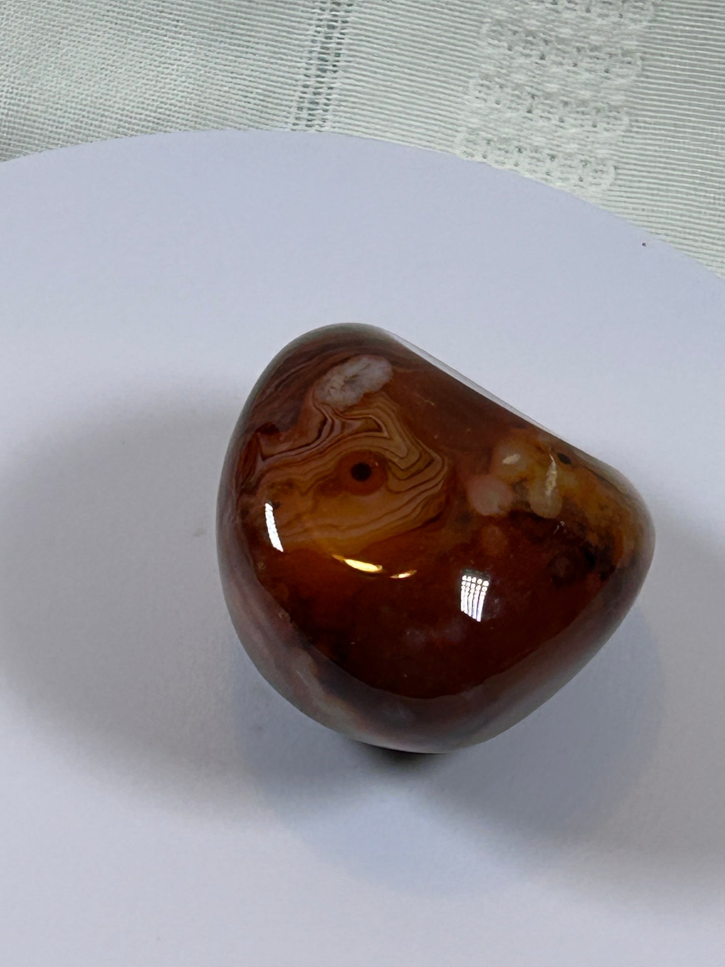 (#112) - CARNELIAN AGATE PALM STONE POLISHED - NEW