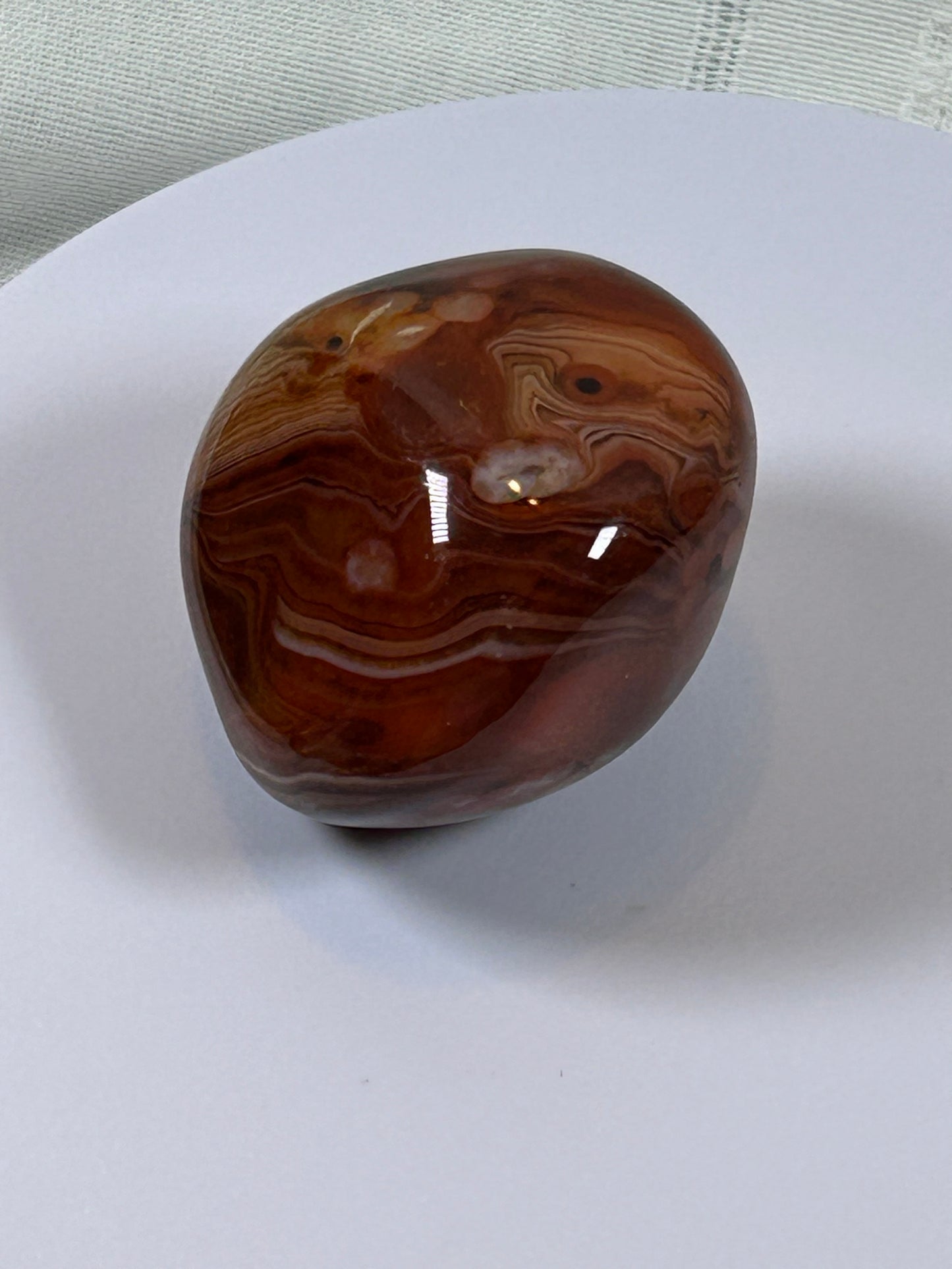 (#112) - CARNELIAN AGATE PALM STONE POLISHED - NEW