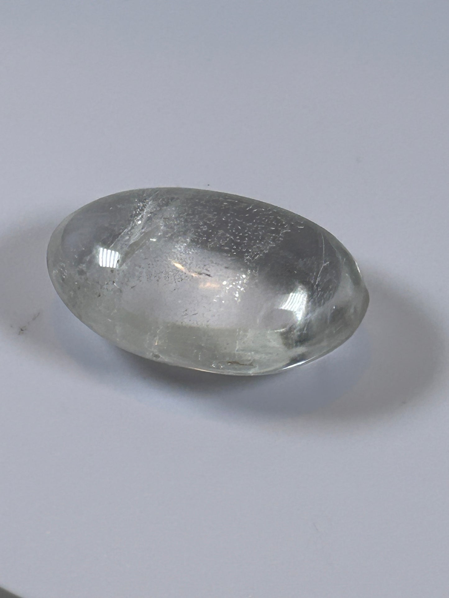 (#114) - CLEAR QUARTZ PALM STONE POLISHED - NEW
