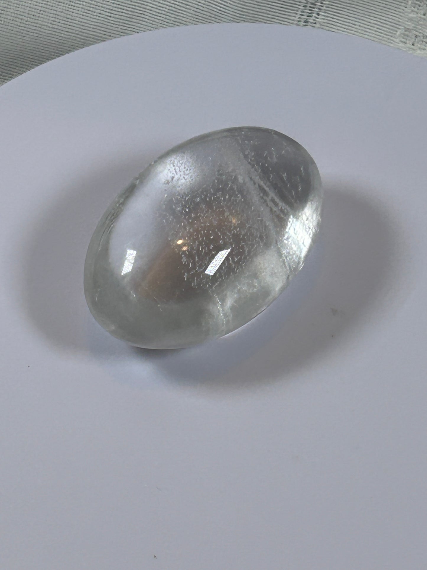 (#114) - CLEAR QUARTZ PALM STONE POLISHED - NEW