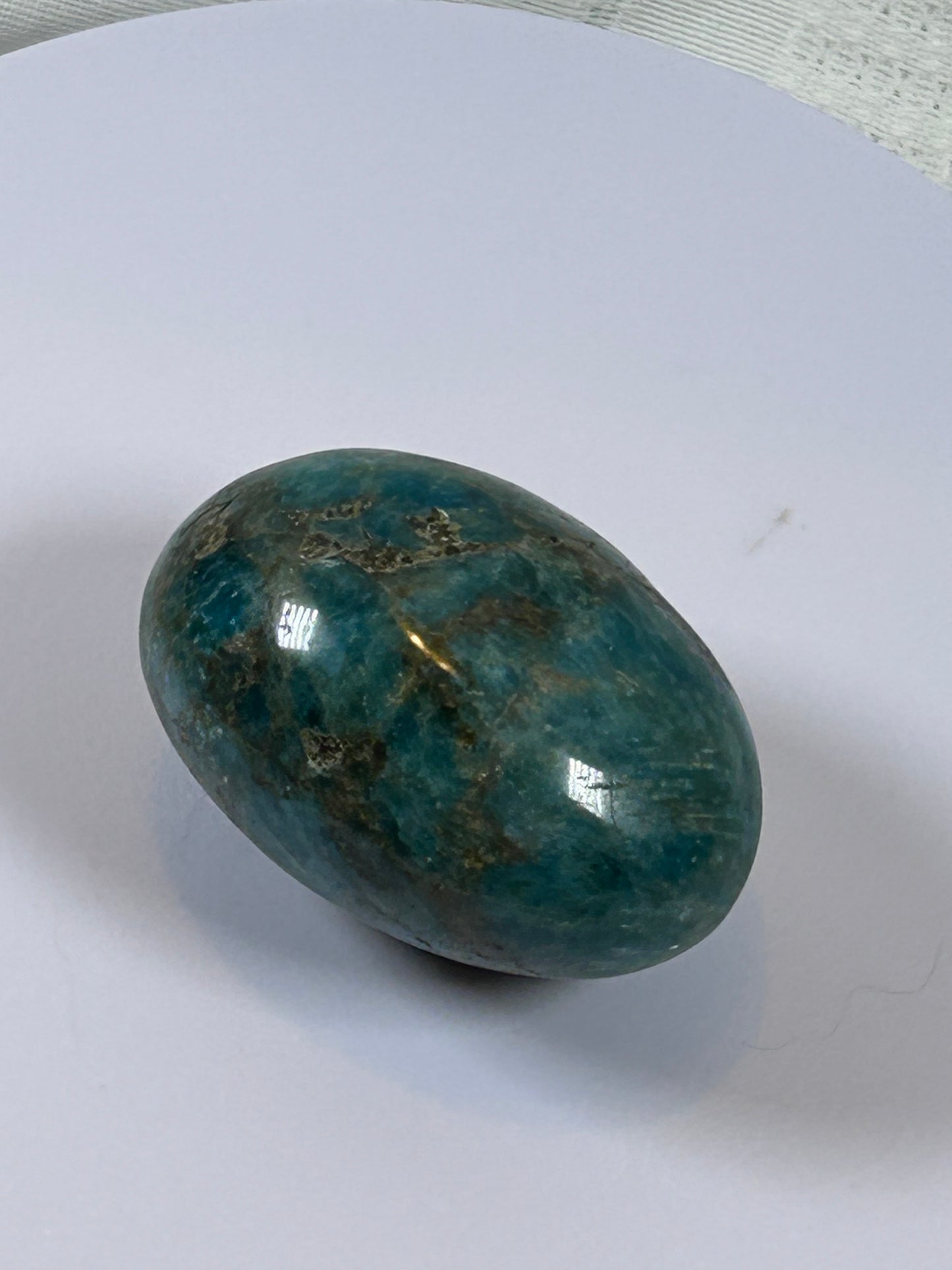 (#121) - BLUE APATITE PALM STONE POLISHED - NEW