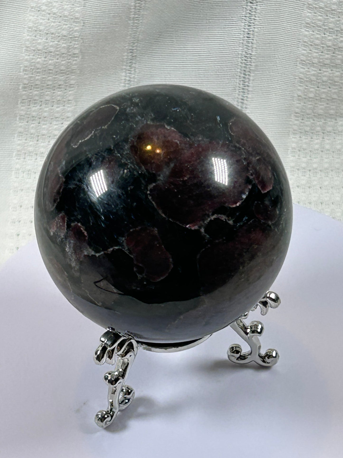 (#152) - GARNET SPHERE POLISHED - NEW