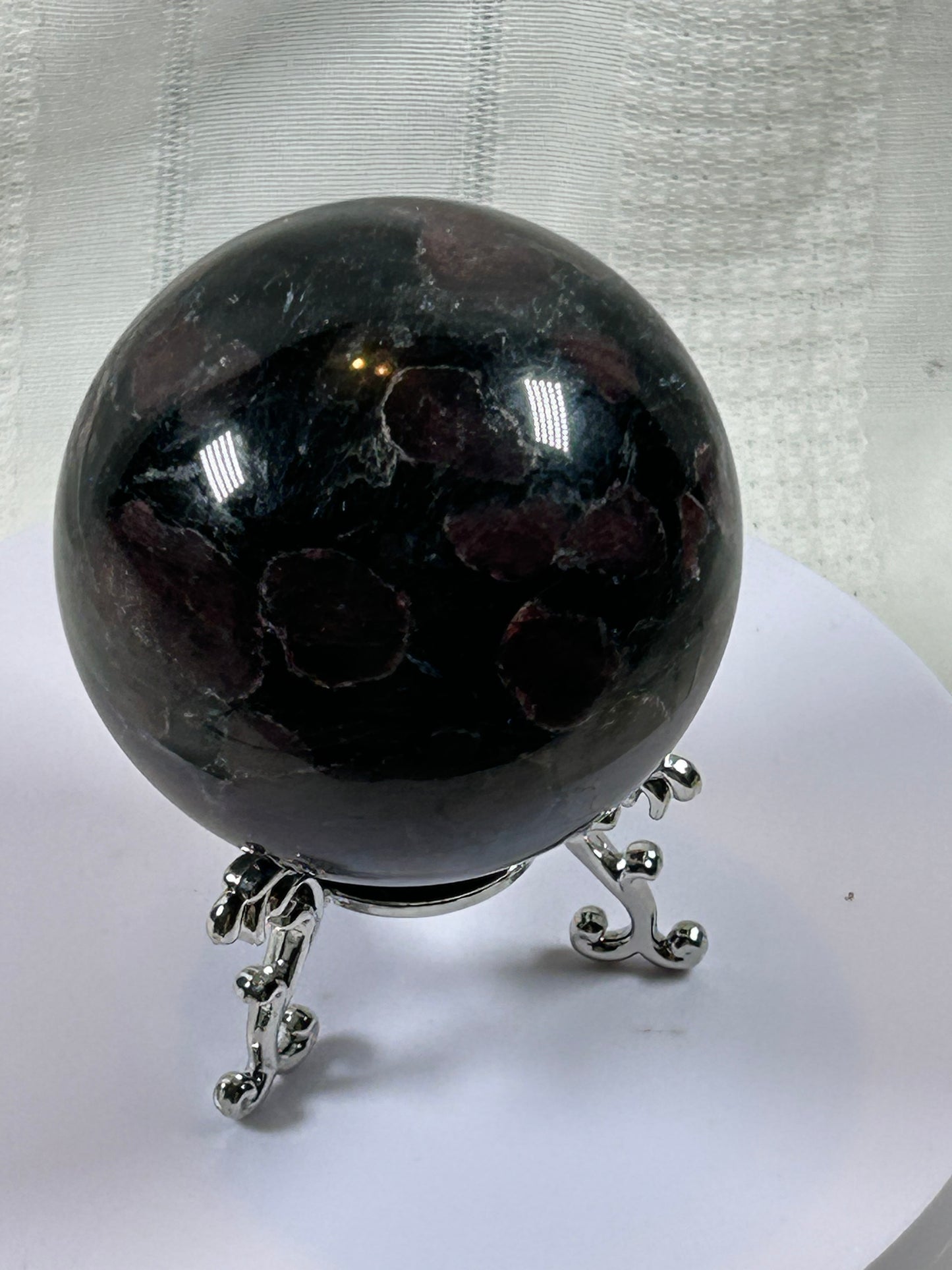 (#152) - GARNET SPHERE POLISHED - NEW