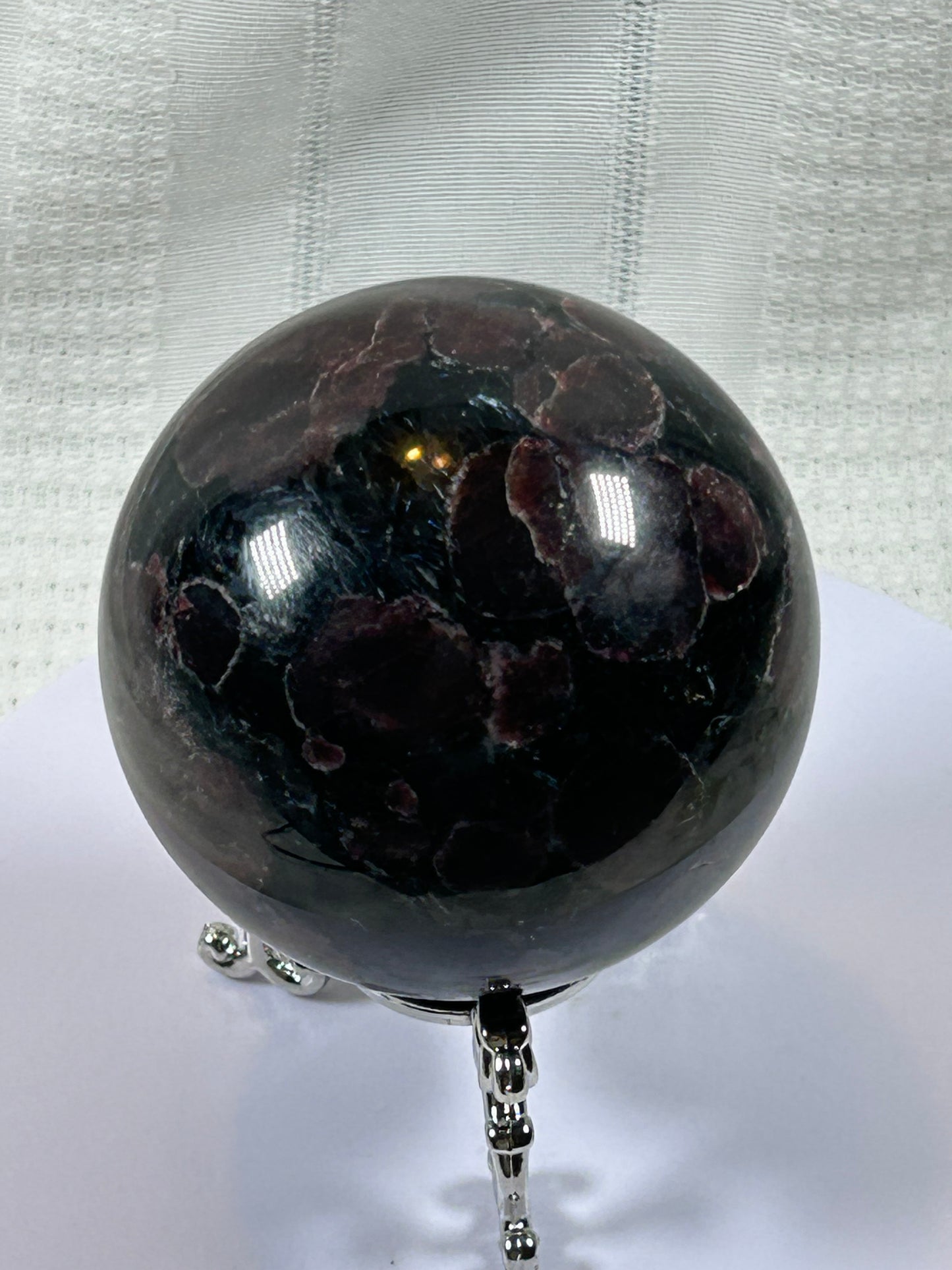 (#152) - GARNET SPHERE POLISHED - NEW
