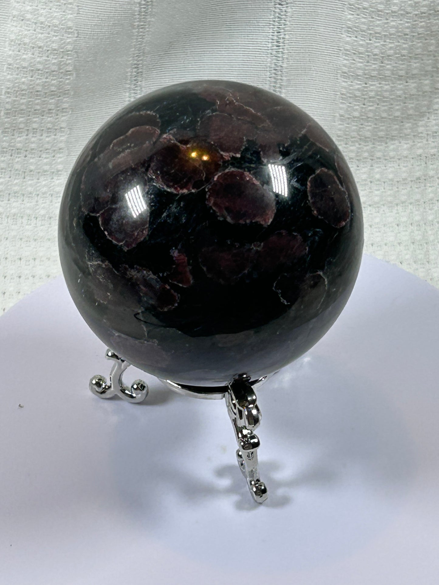 (#152) - GARNET SPHERE POLISHED - NEW