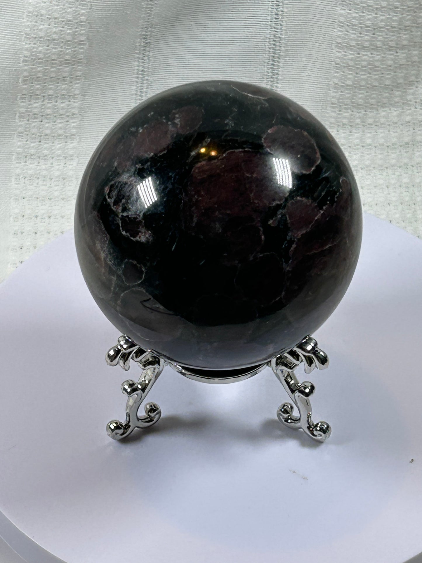 (#152) - GARNET SPHERE POLISHED - NEW