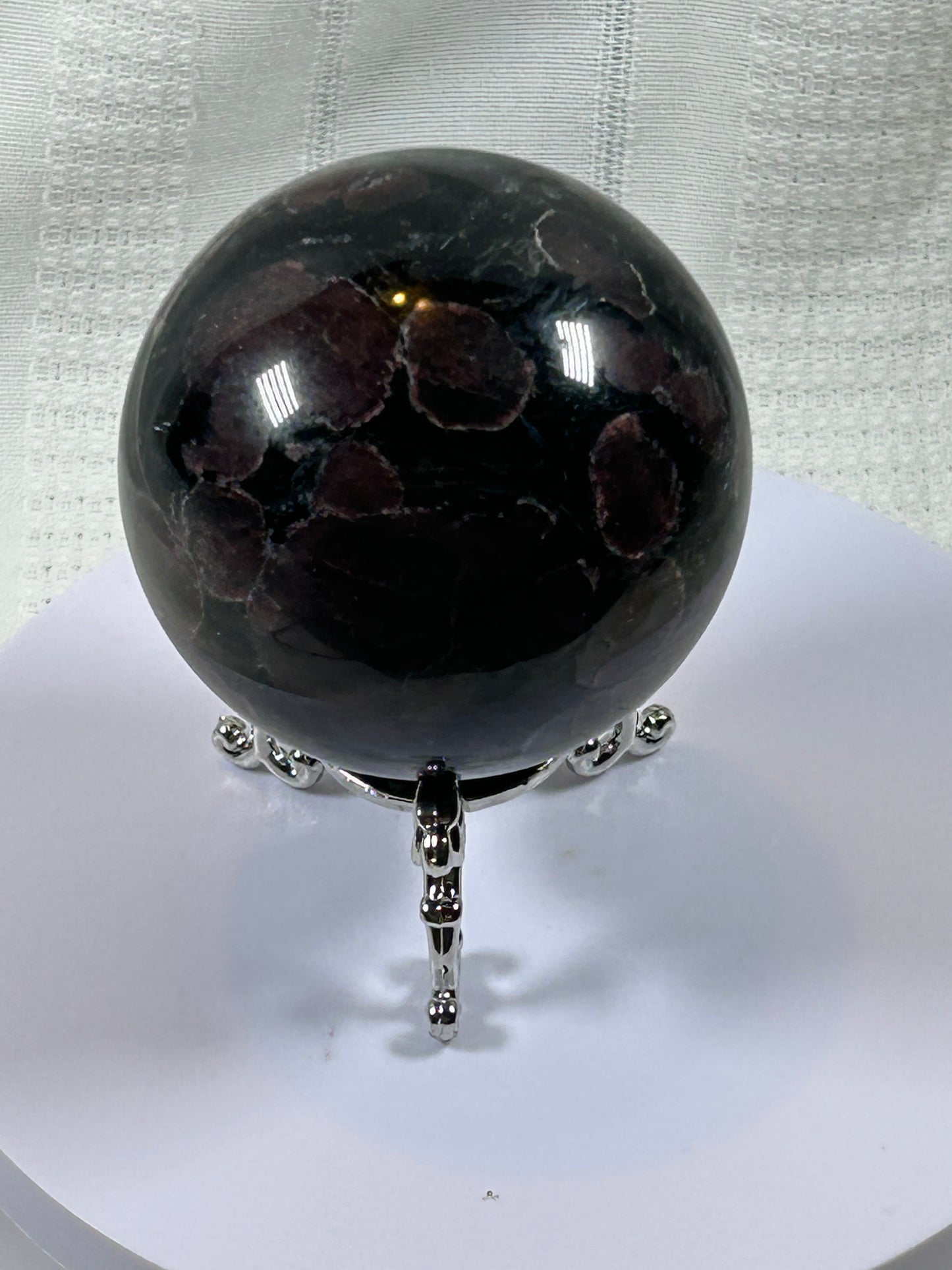 (#152) - GARNET SPHERE POLISHED - NEW