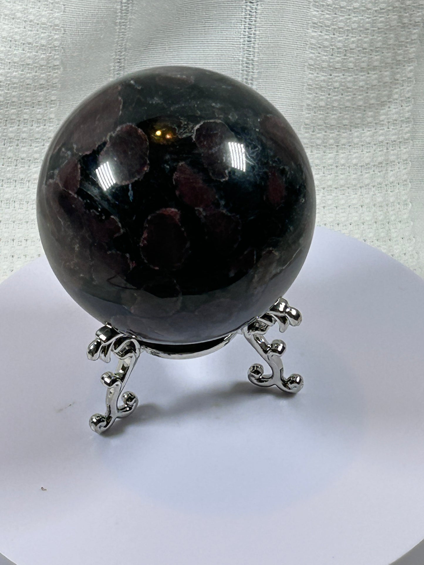 (#152) - GARNET SPHERE POLISHED - NEW