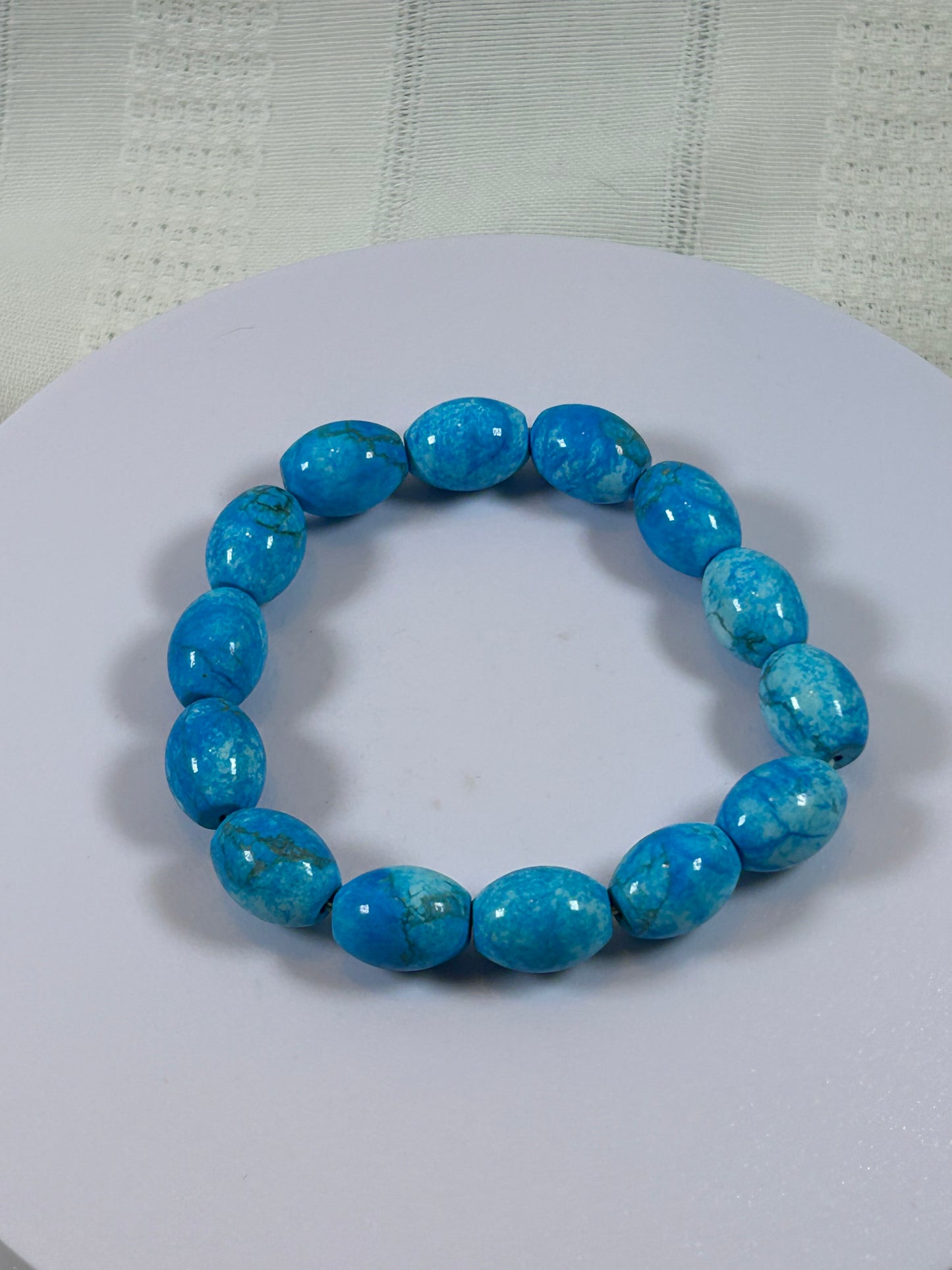 (#191) - LARGE BLUE HOWLITE CRYSTAL BRACELET - NEW