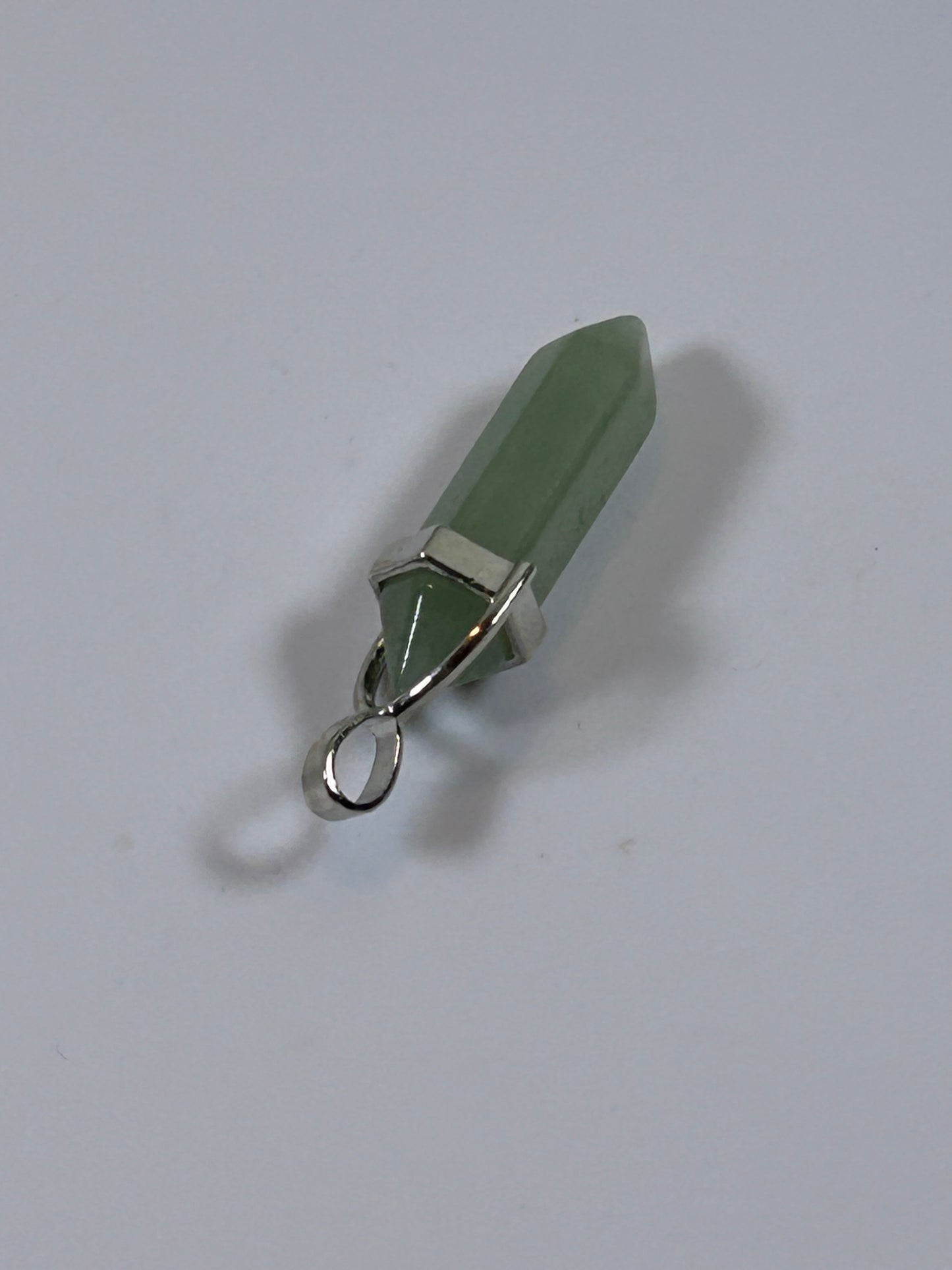 (#206) - GREEN AVENTURINE DOUBLE POINT PENDANT - NEW
