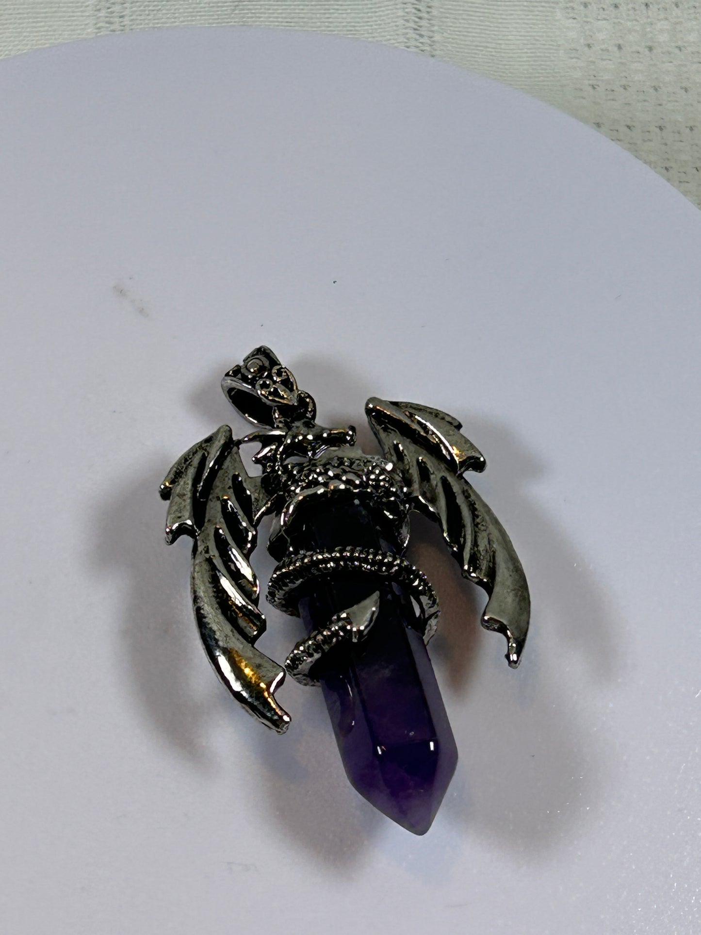 (#215) - AMETHYST POINT PENDANT WITH WINGS - NEW