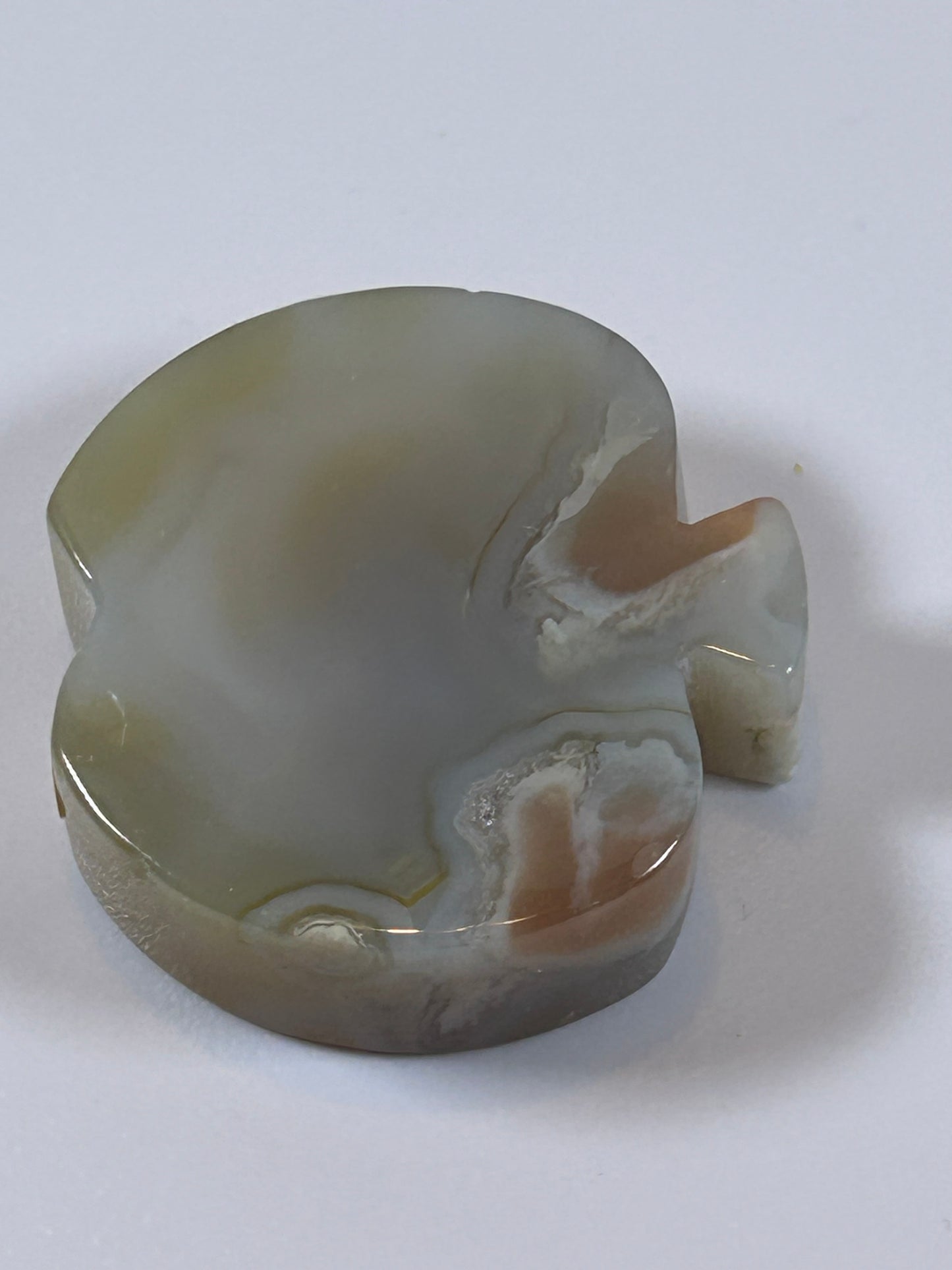(#16) - AGATE APPLE CARVING - NEW