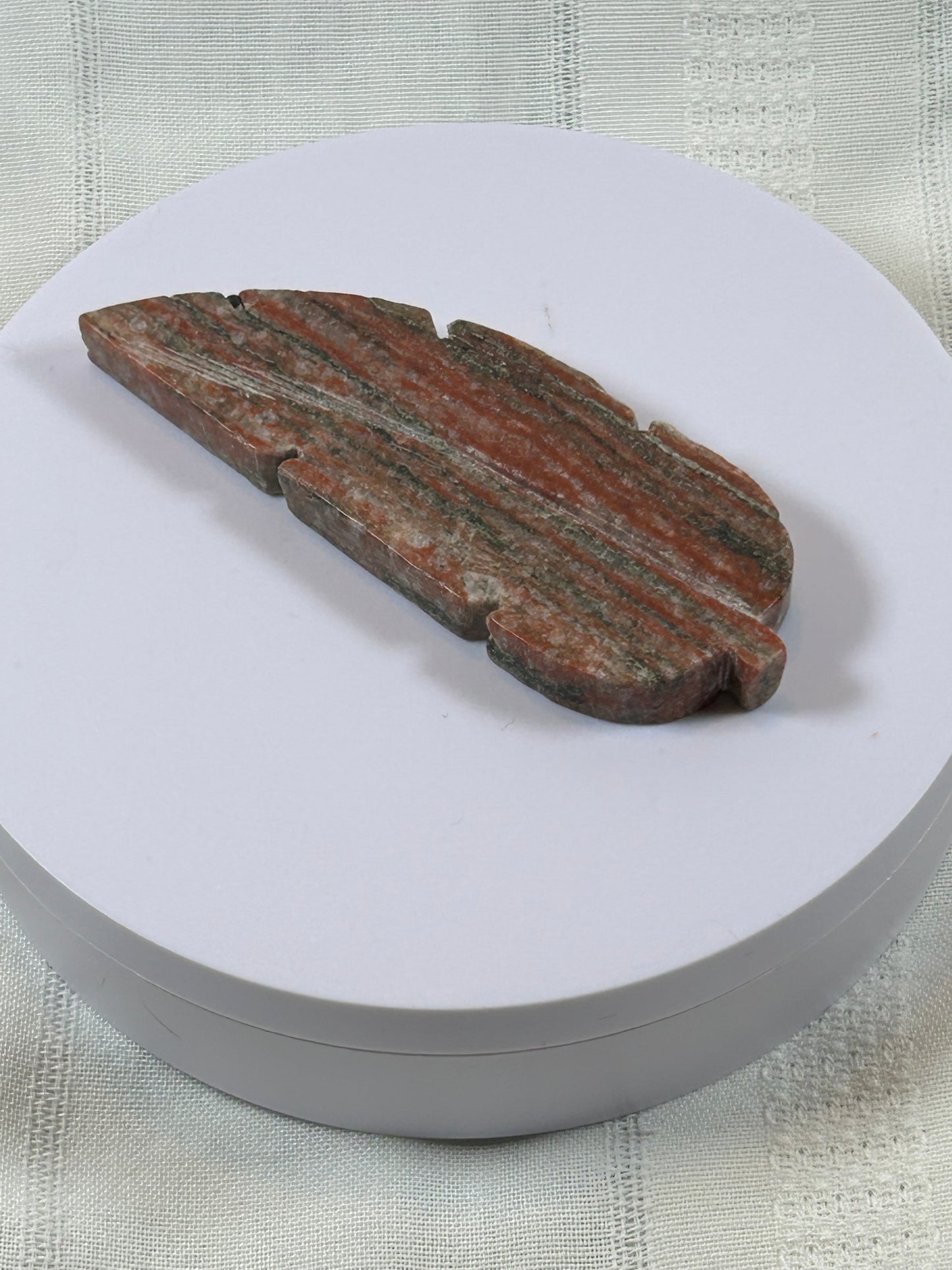 (#27) - RED JASPER FEATHER CARVING - NEW