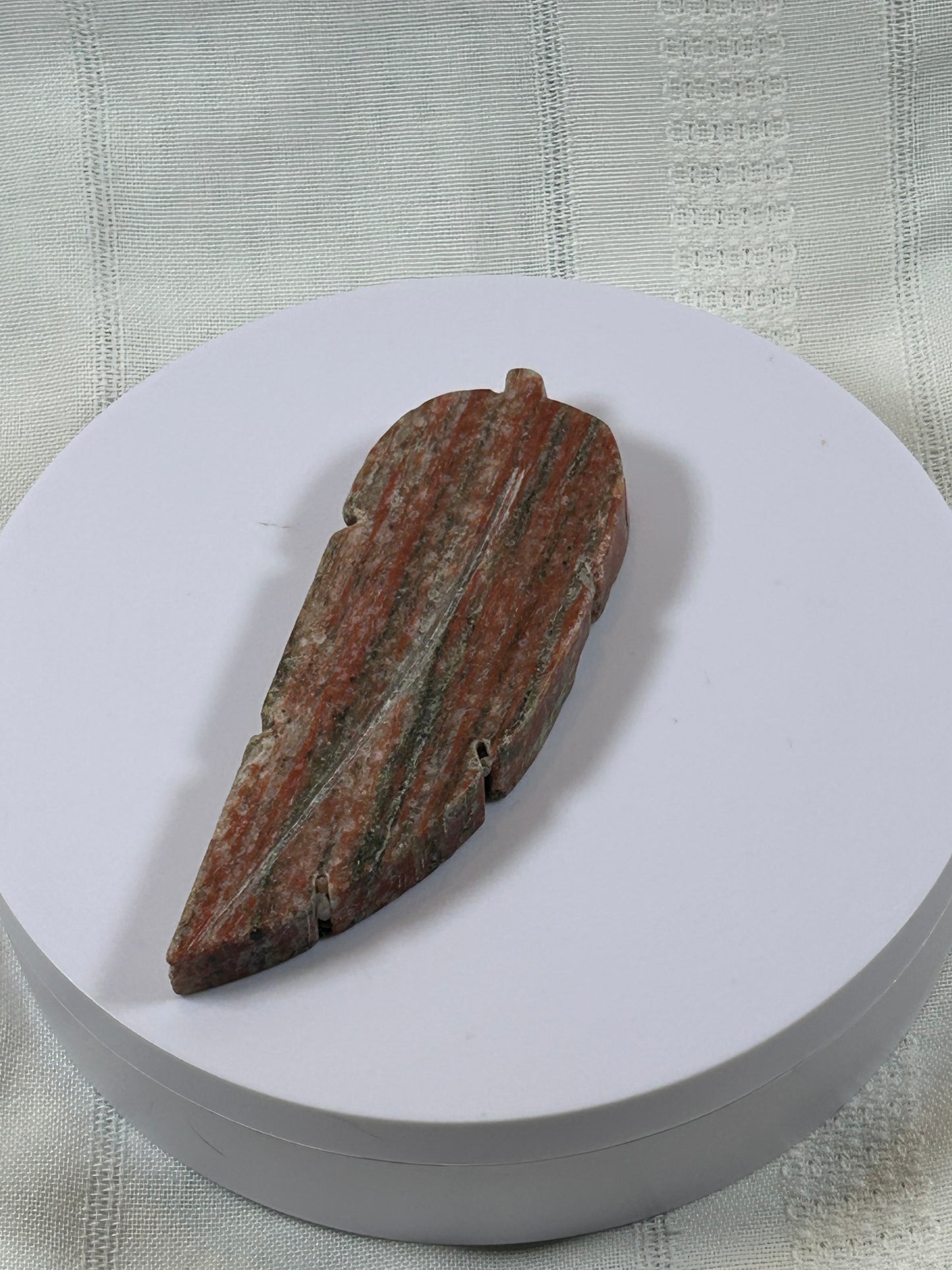 (#27) - RED JASPER FEATHER CARVING - NEW