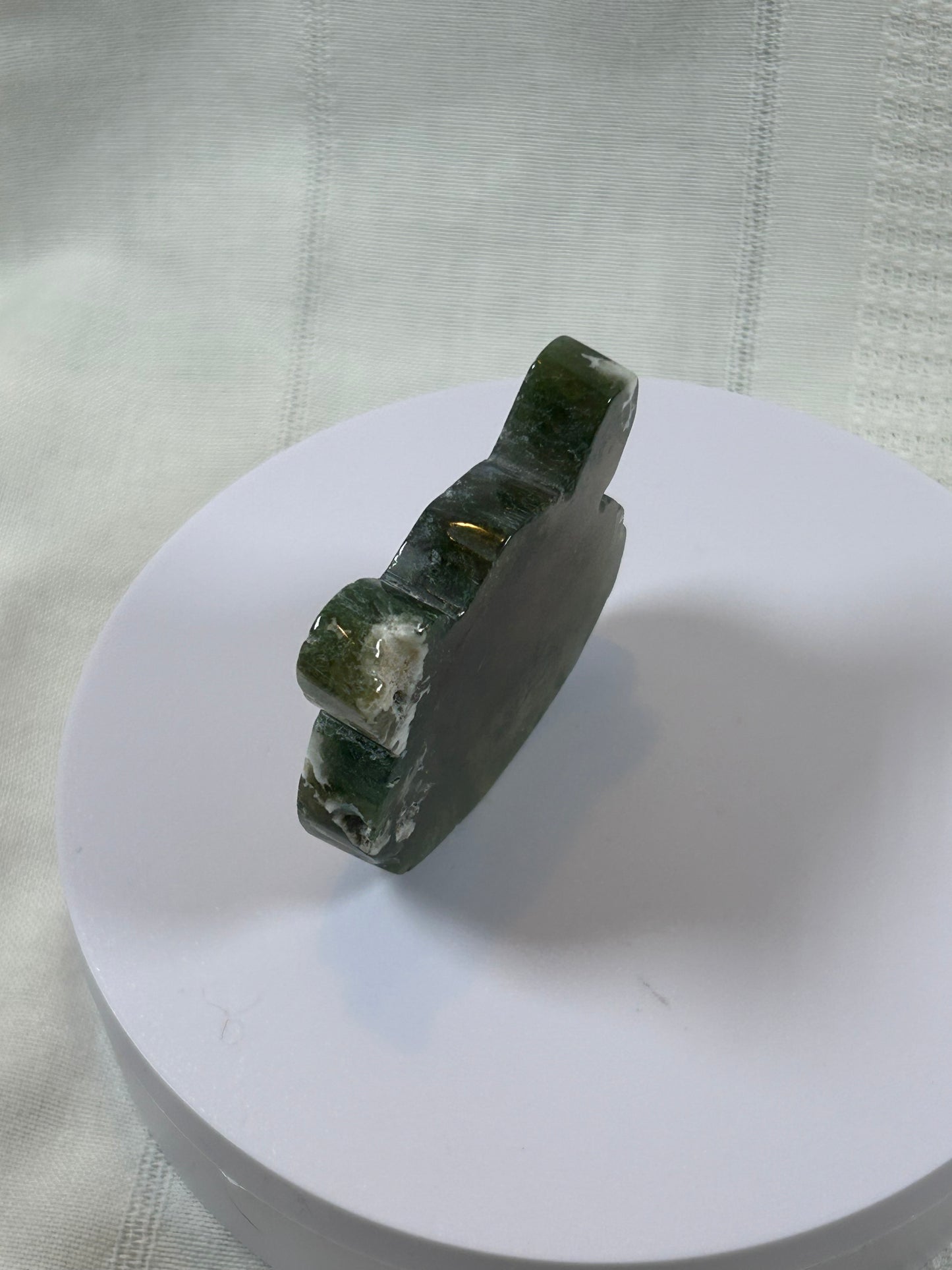 (#40) - GREEN MOSS AGATE BEAR HEAD CARVING - NEW