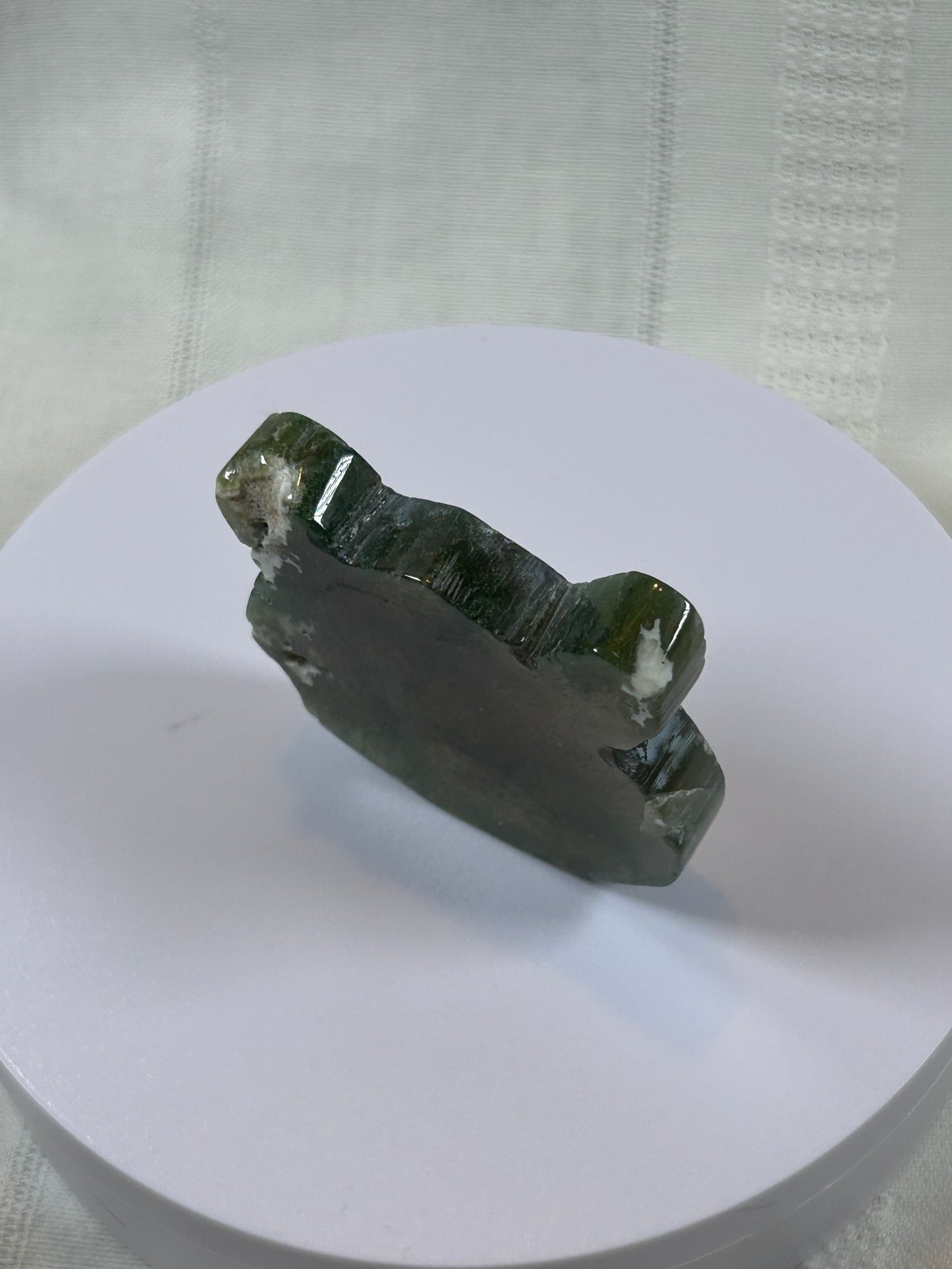 (#40) - GREEN MOSS AGATE BEAR HEAD CARVING - NEW