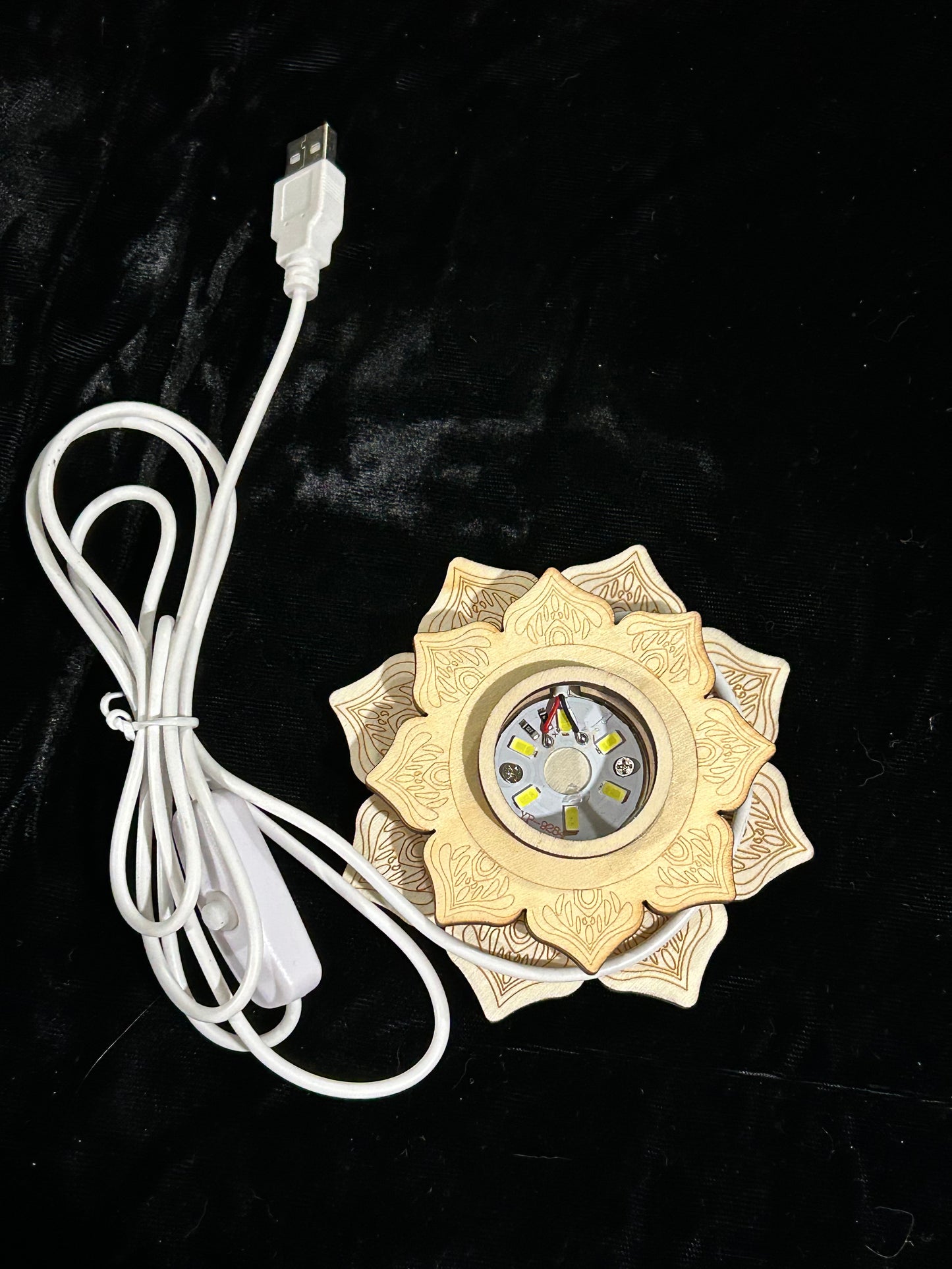 (#1299) - Sphere Holder - Wood - Color Changing Medium Lotus - New