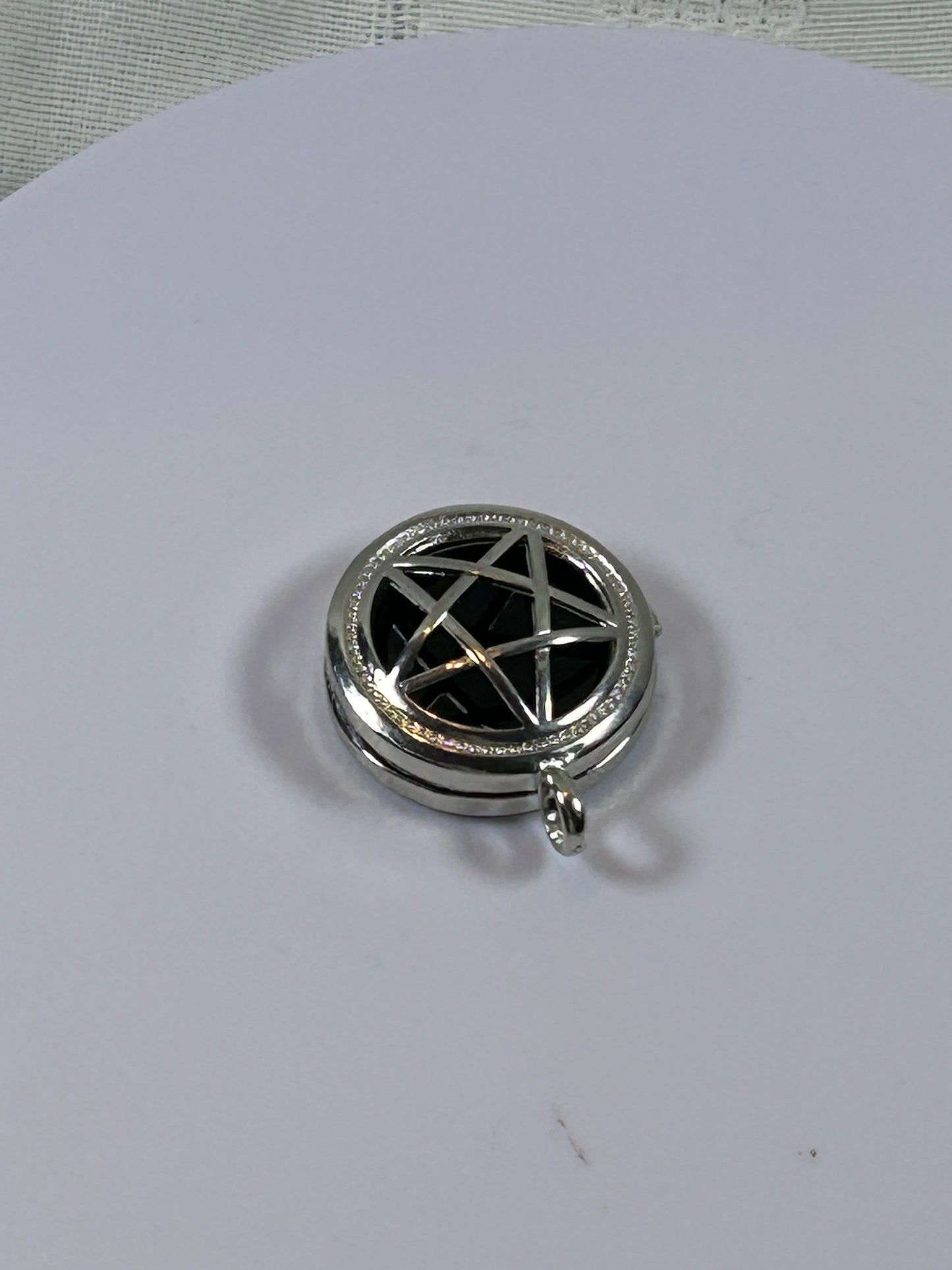 (#71) - TREE OF LIFE PENTACLE STONE LOCKET OBSIDIAN - NEW