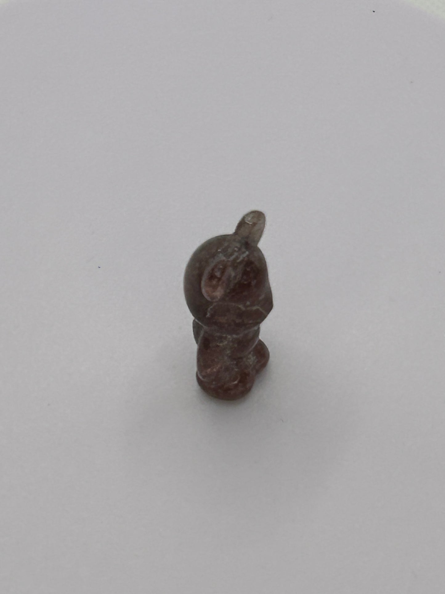 (#44) - STRAWBERRY QUARTZ BEAR CARVING - NEW