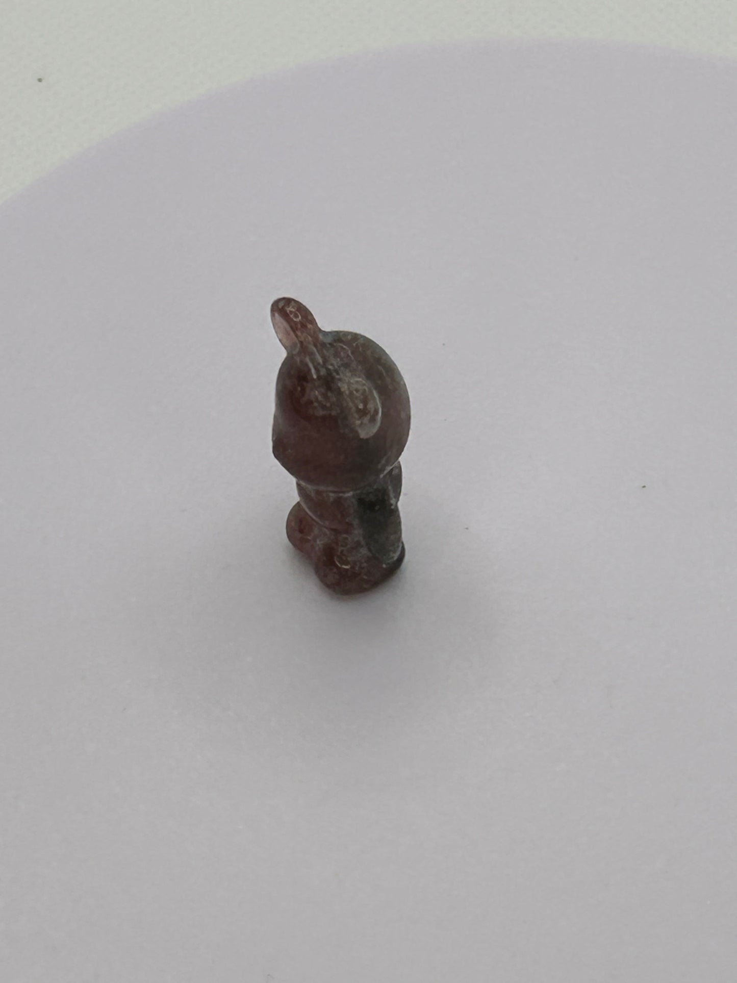 (#44) - STRAWBERRY QUARTZ BEAR CARVING - NEW