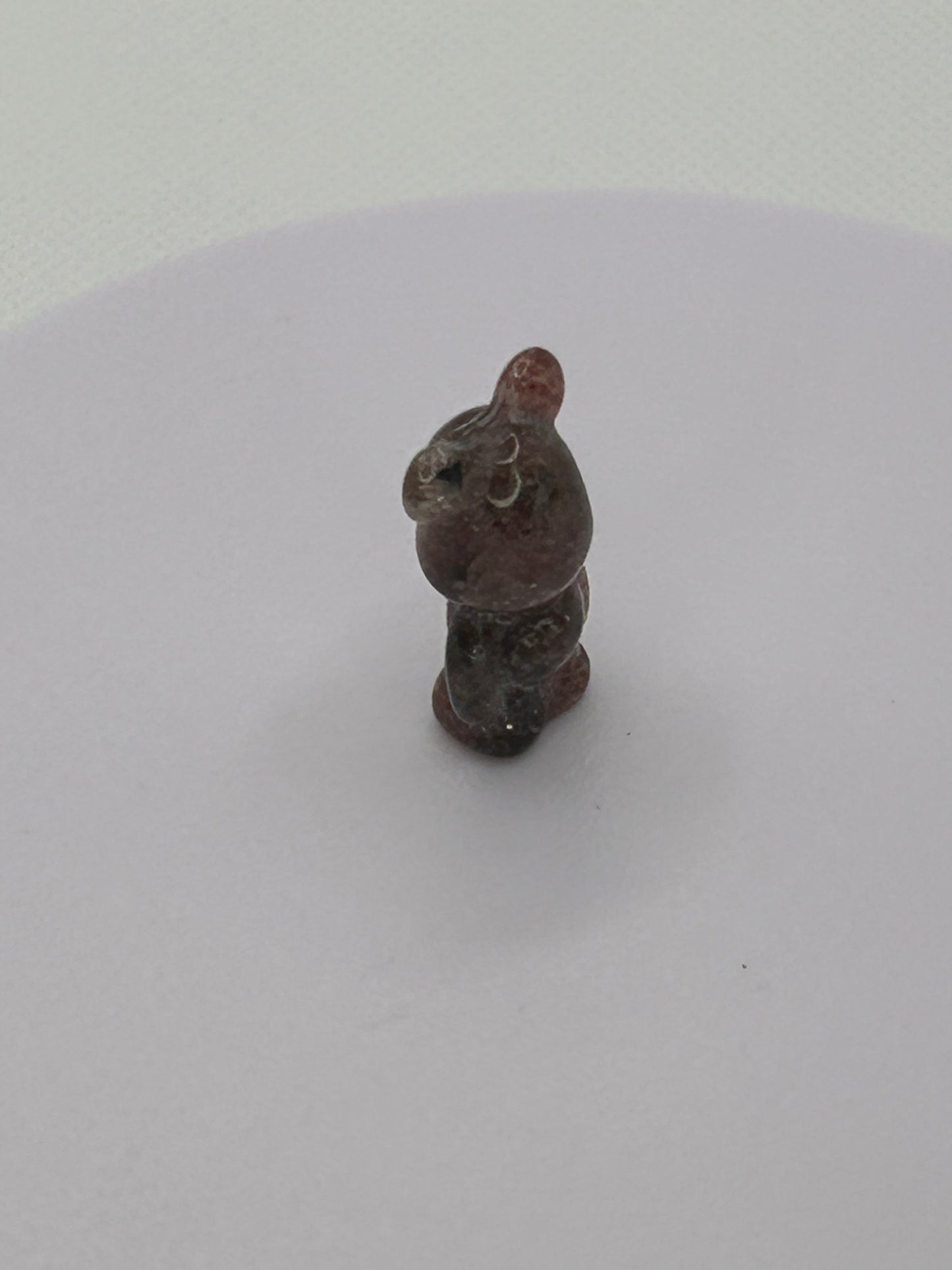 (#44) - STRAWBERRY QUARTZ BEAR CARVING - NEW