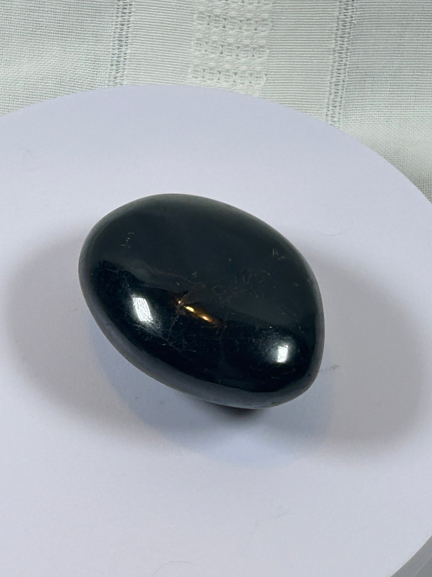 (#100) - BLACK TOURMALINE PALM STONE POLISHED - NEW
