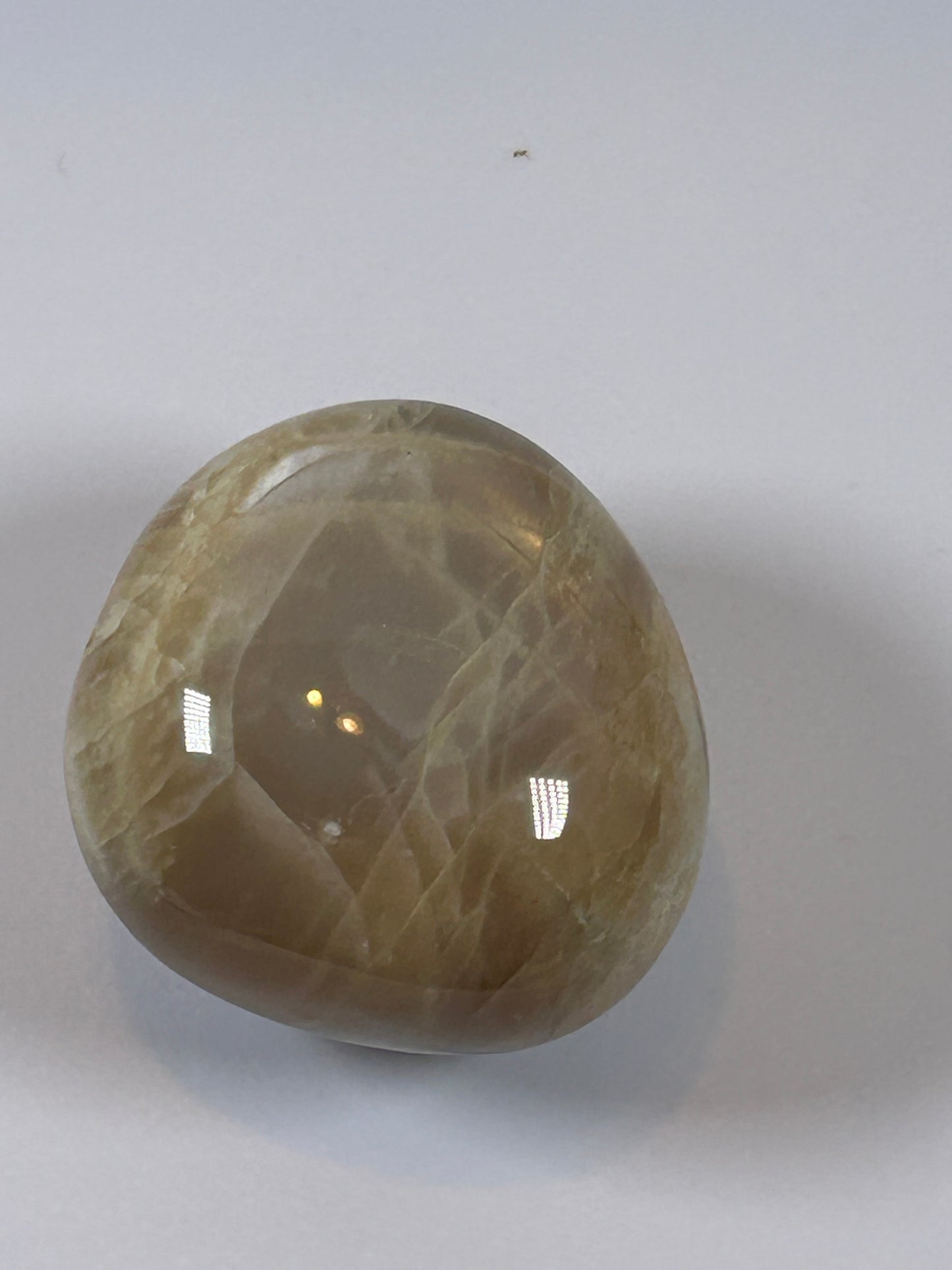 (#104) - PEACH MOONSTONE PALM STONE POLISHED - NEW