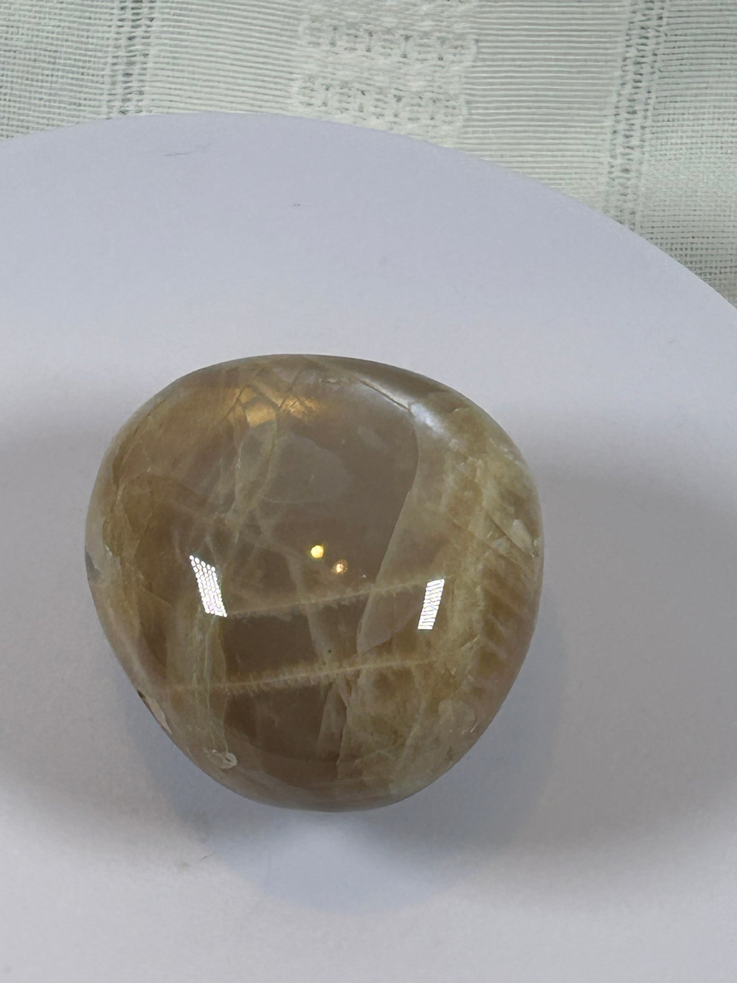 (#104) - PEACH MOONSTONE PALM STONE POLISHED - NEW