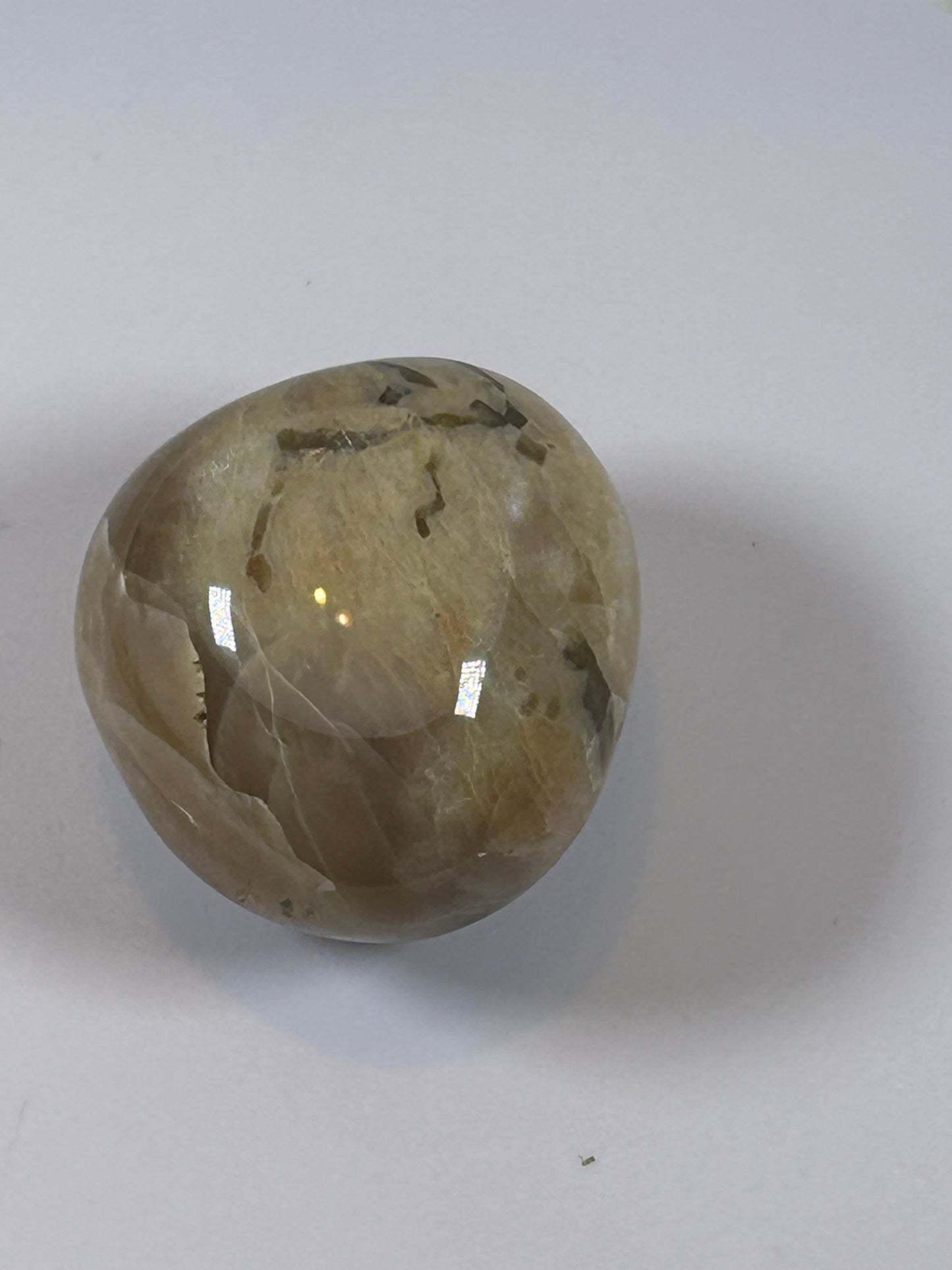 (#104) - PEACH MOONSTONE PALM STONE POLISHED - NEW