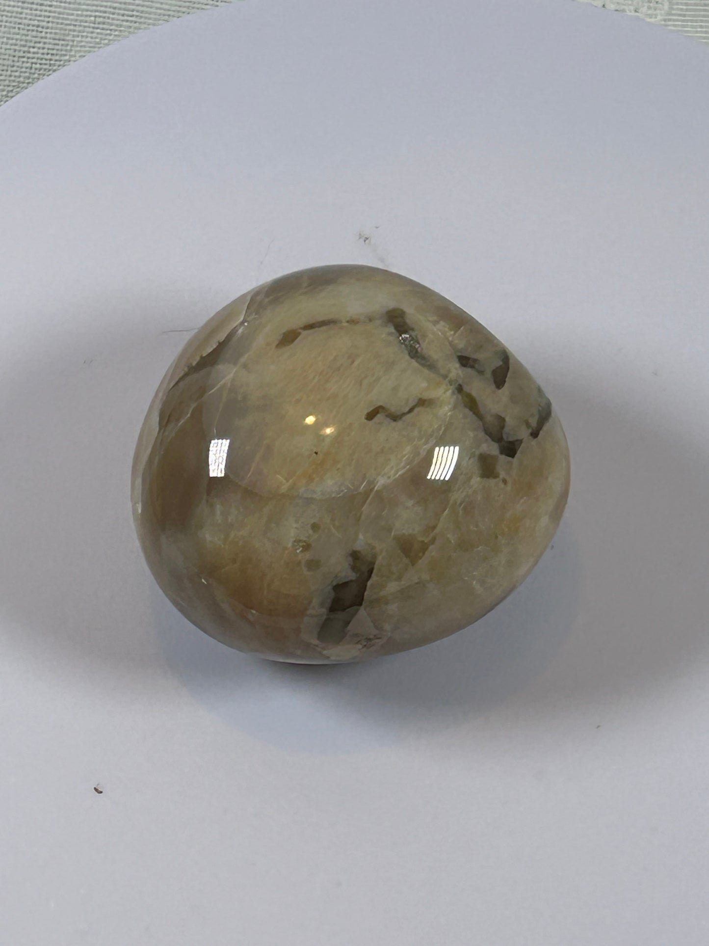 (#104) - PEACH MOONSTONE PALM STONE POLISHED - NEW