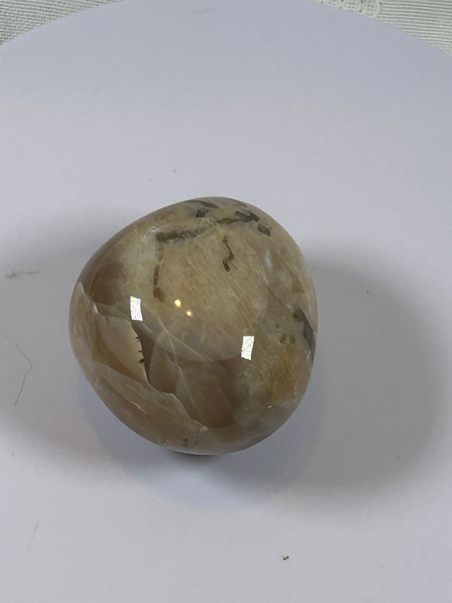 (#104) - PEACH MOONSTONE PALM STONE POLISHED - NEW