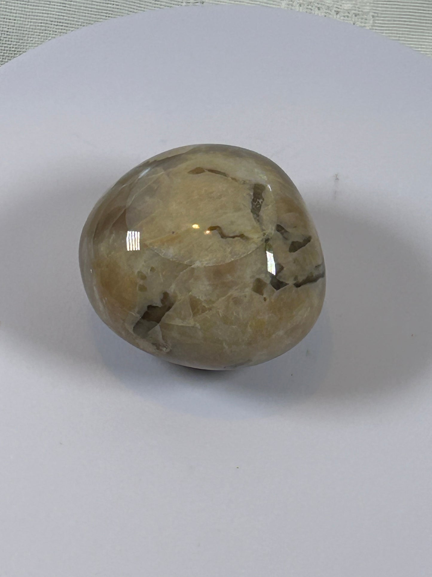 (#104) - PEACH MOONSTONE PALM STONE POLISHED - NEW