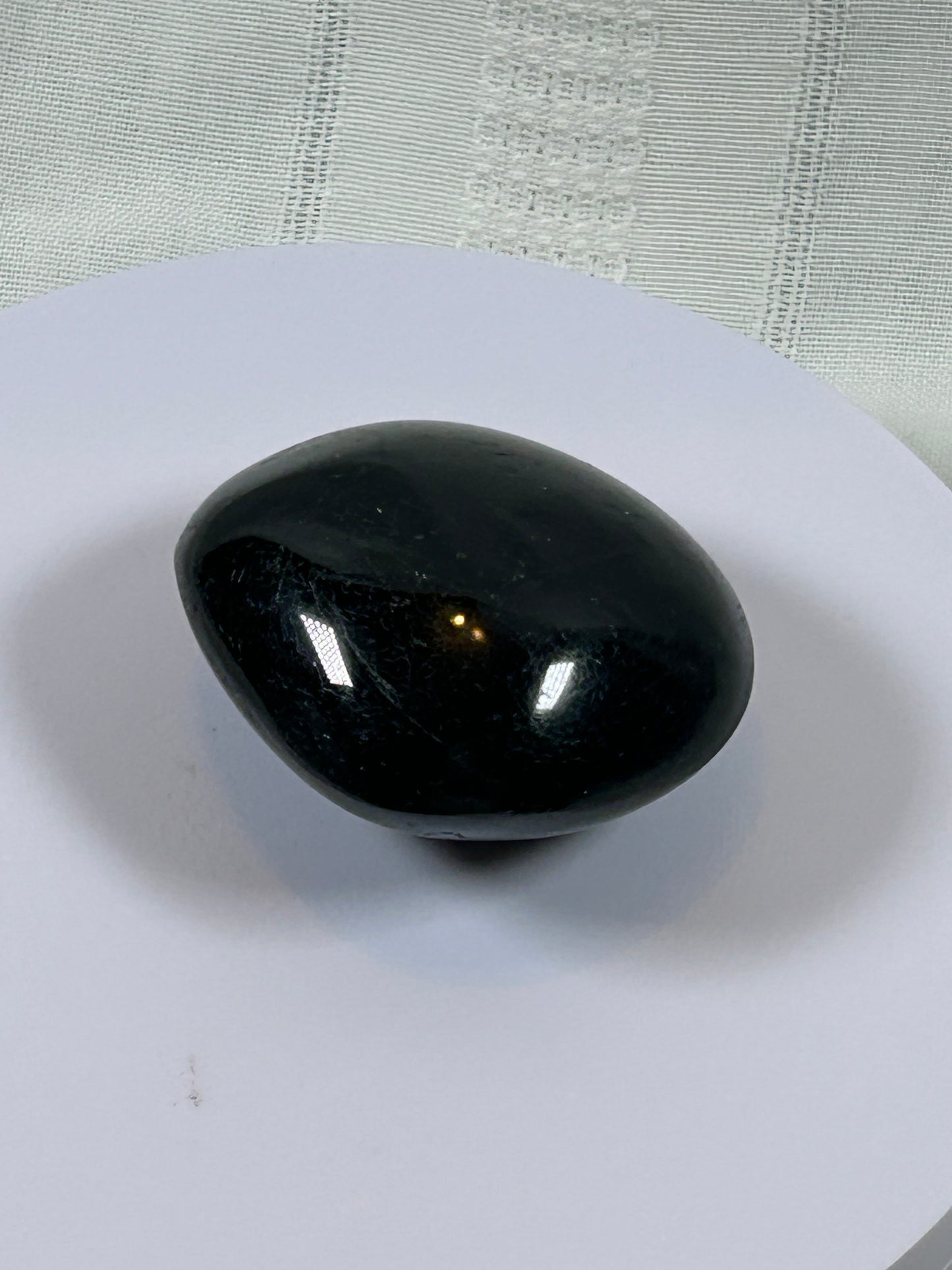 (#106) - BLACK TOURMALINE PALM STONE POLISHED - NEW