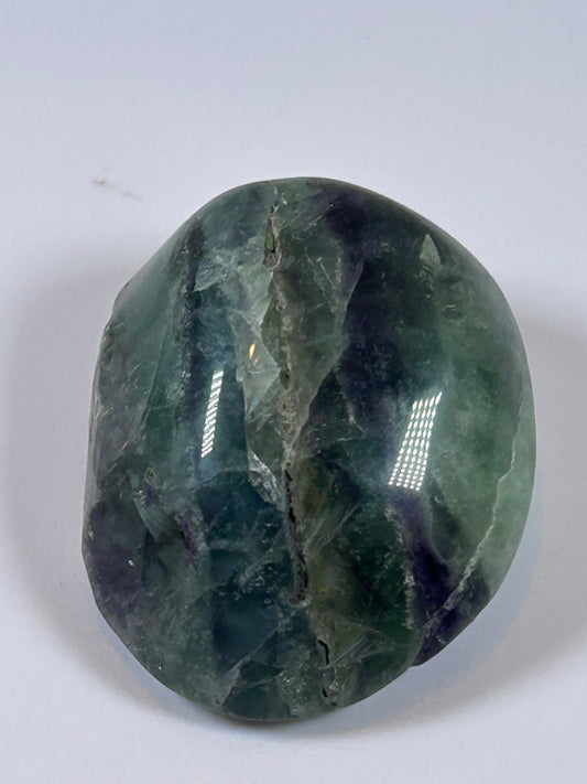 (#107) - FLUORITE PALM STONE POLISHED - NEW
