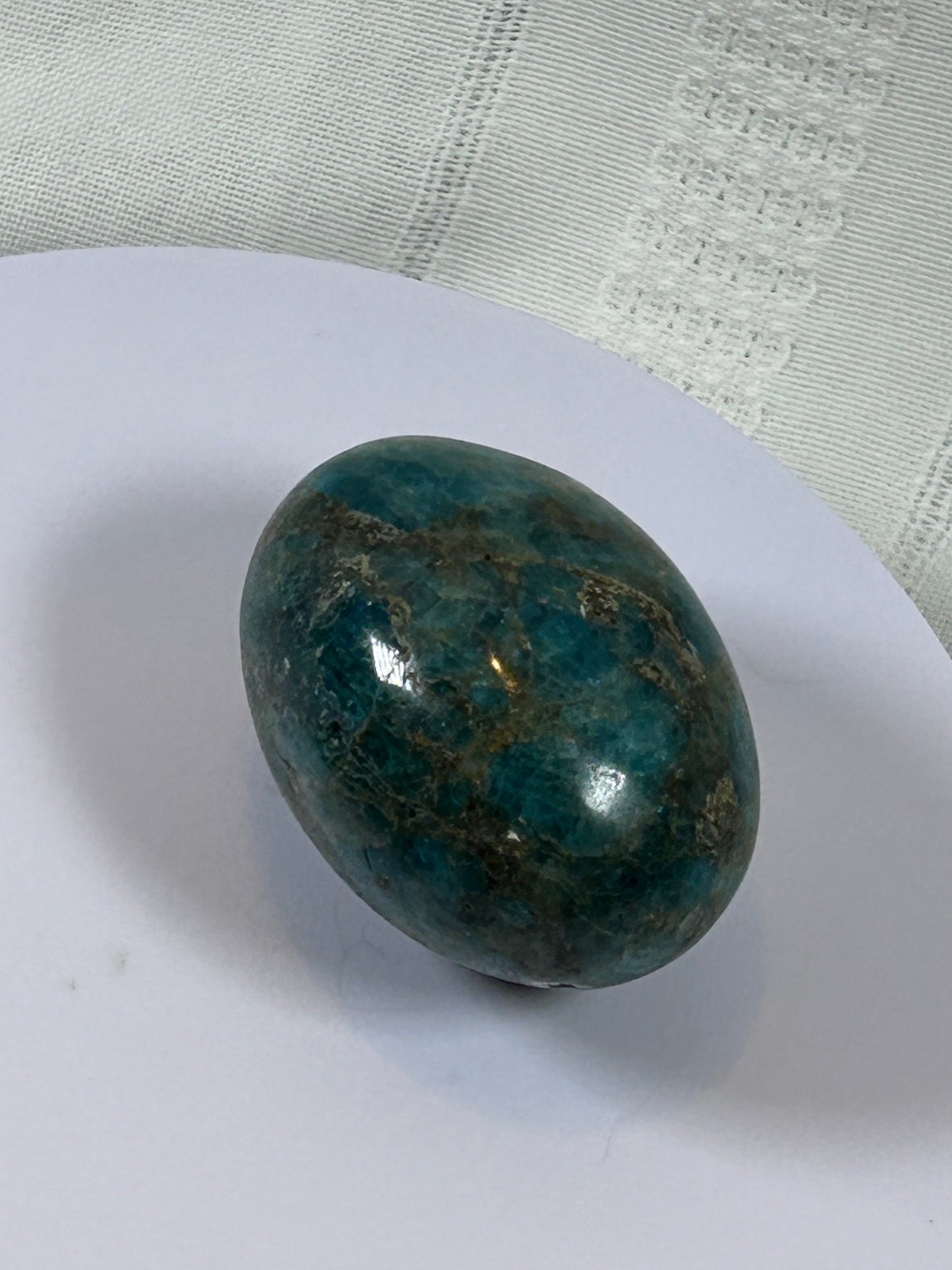 (#121) - BLUE APATITE PALM STONE POLISHED - NEW