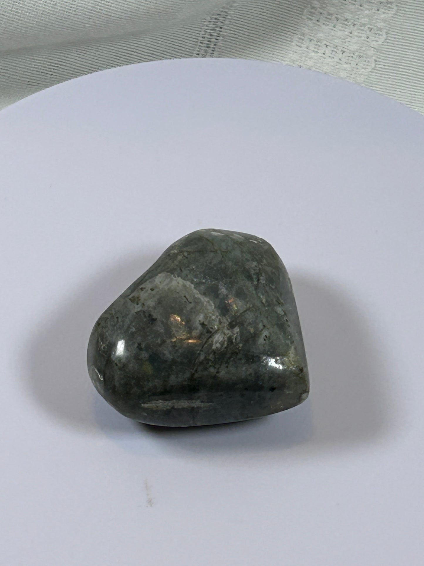 (#138) - LABRADORITE HEART STONE POLISHED - NEW