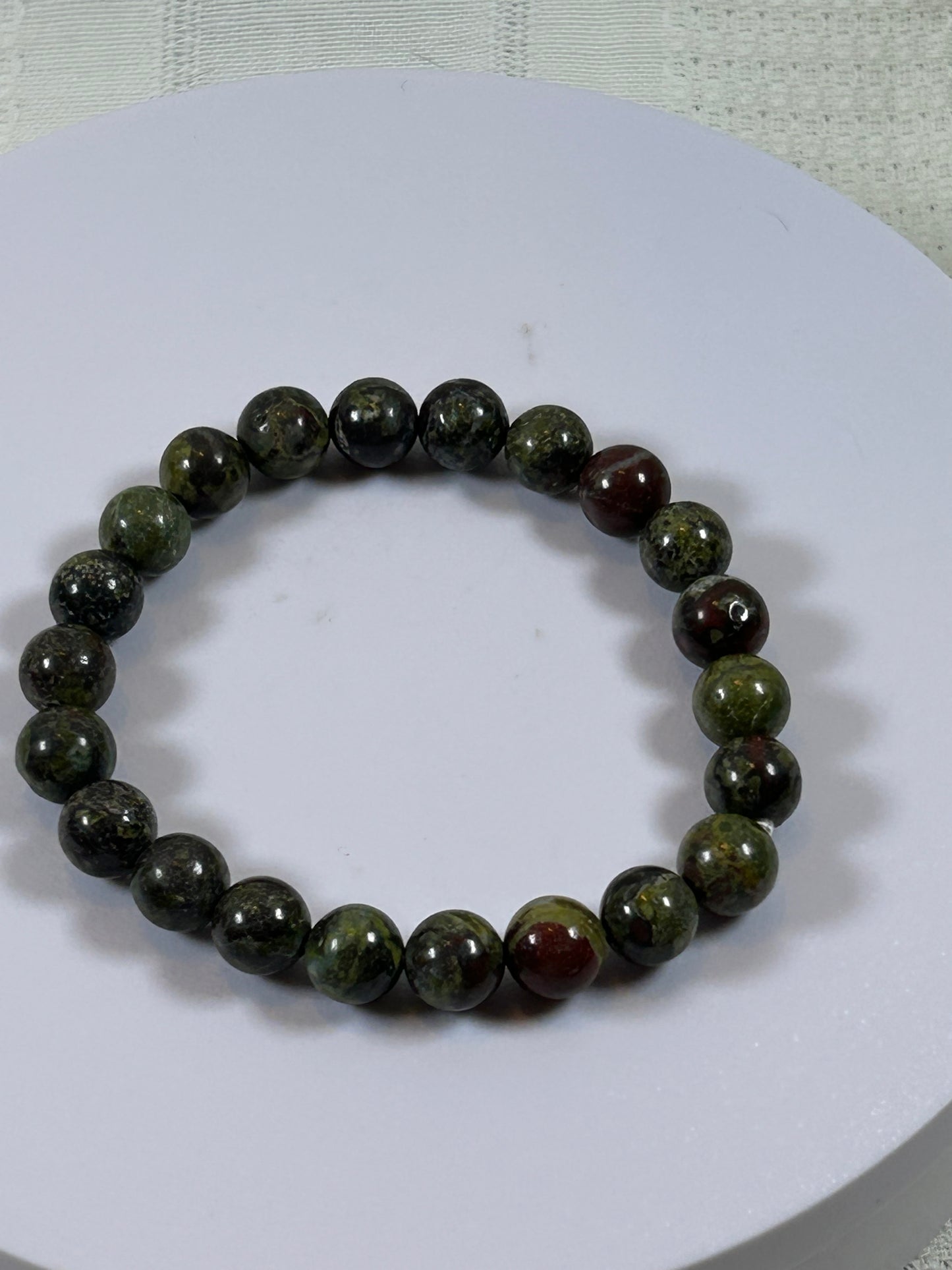 (#171) - DRAGONS BLOOD CRYSTAL BRACELET - NEW