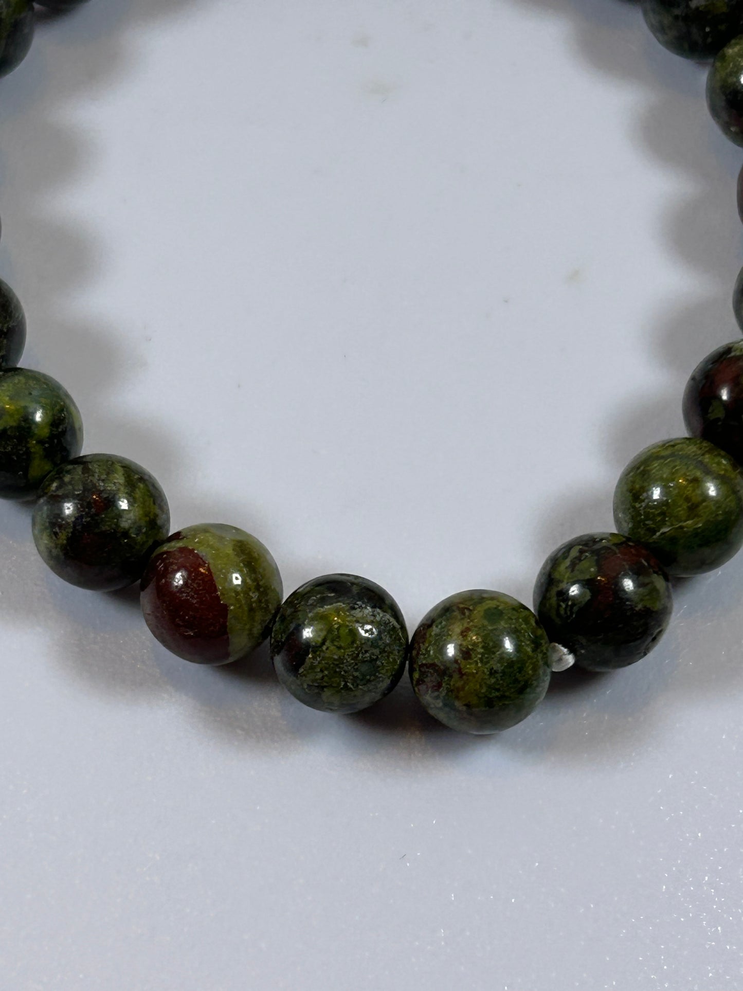 (#171) - DRAGONS BLOOD CRYSTAL BRACELET - NEW